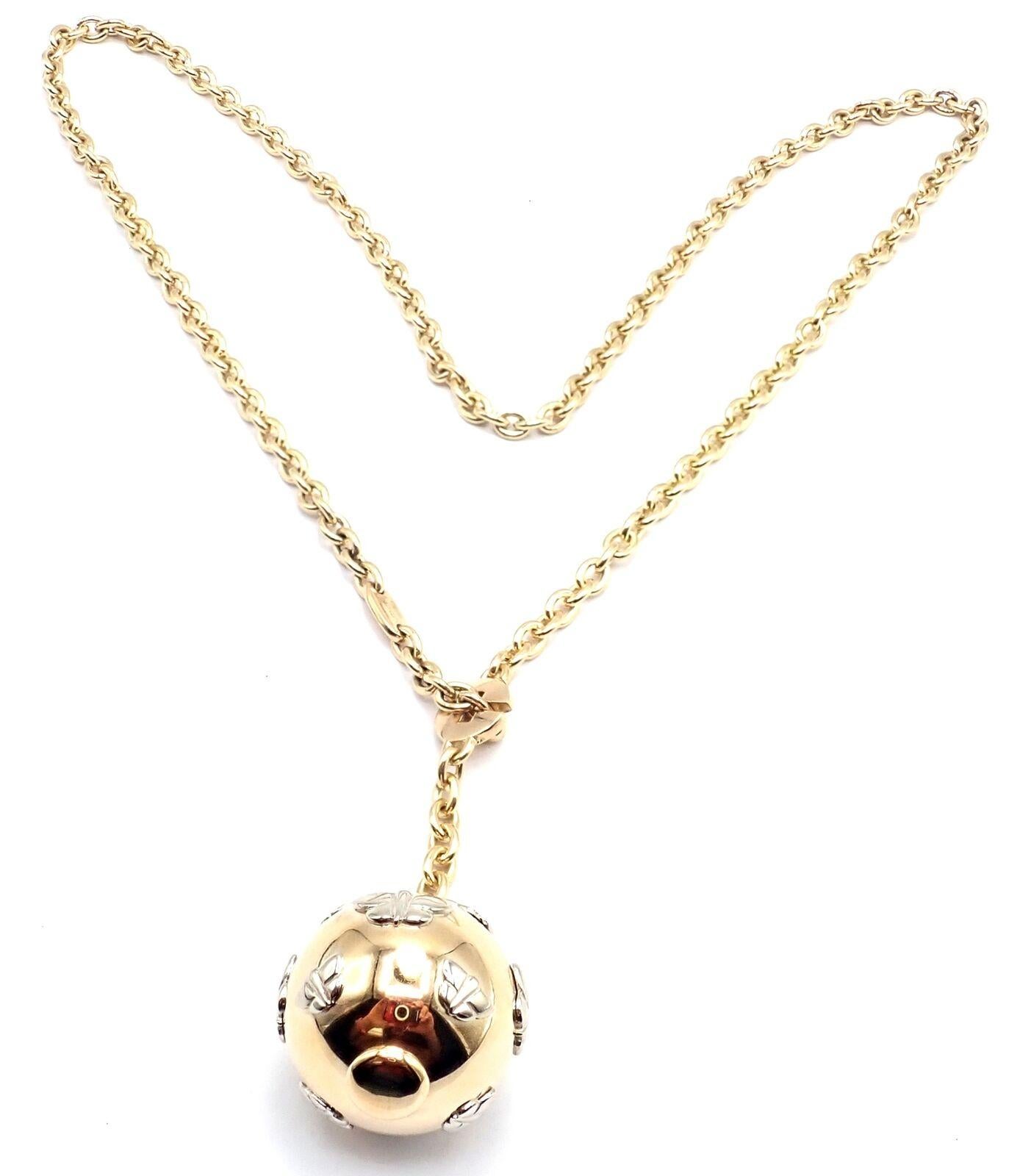 Bulgari Bvlgari, collier à maillons avec pendentif papillon globe en or jaune Excellent état - En vente à Holland, PA