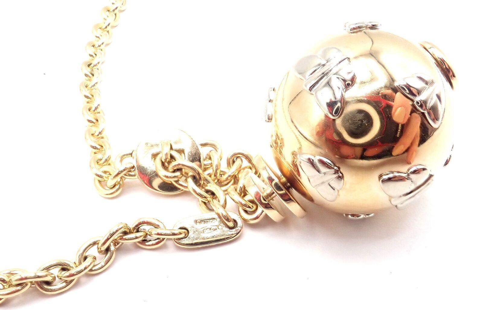 Bulgari Bvlgari, collier à maillons avec pendentif papillon globe en or jaune en vente 3