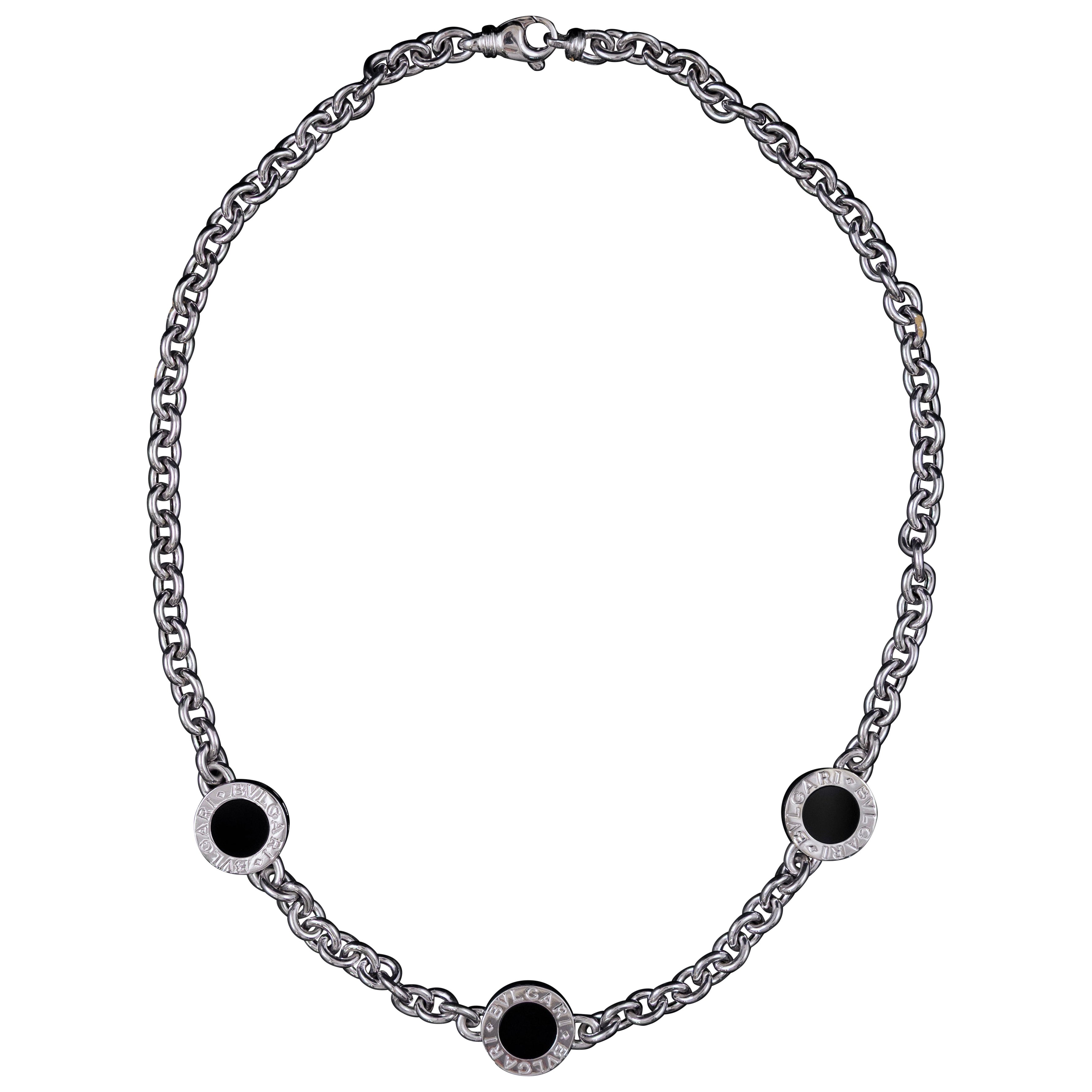 Bulgari BVLGARI BVLGARI Onyx Iconic Disc Triple Motif Collier en or blanc 18K