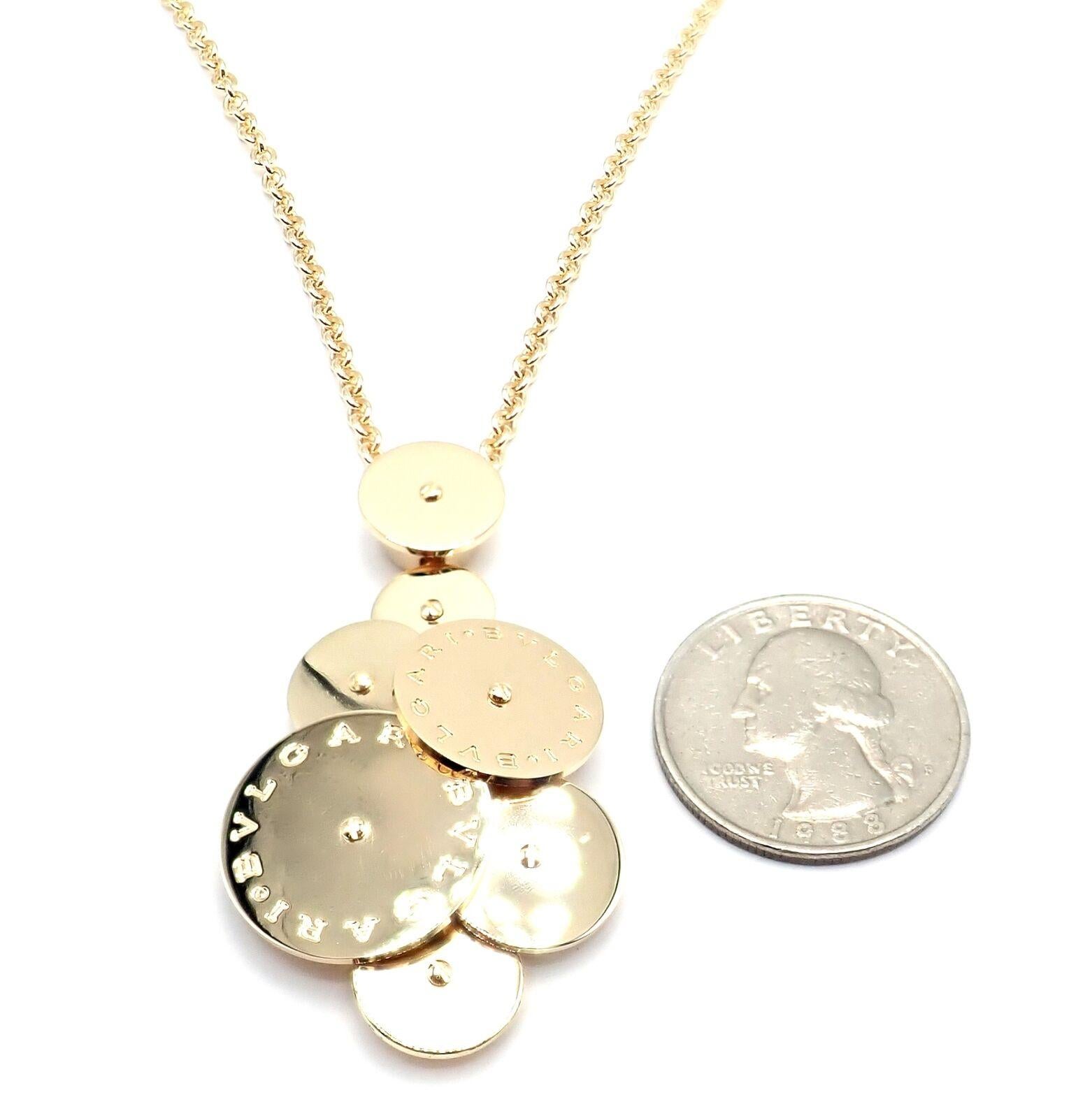 Bulgari Bvlgari Collier à maillons en or jaune avec large pendentif Cicladi Excellent état - En vente à Holland, PA