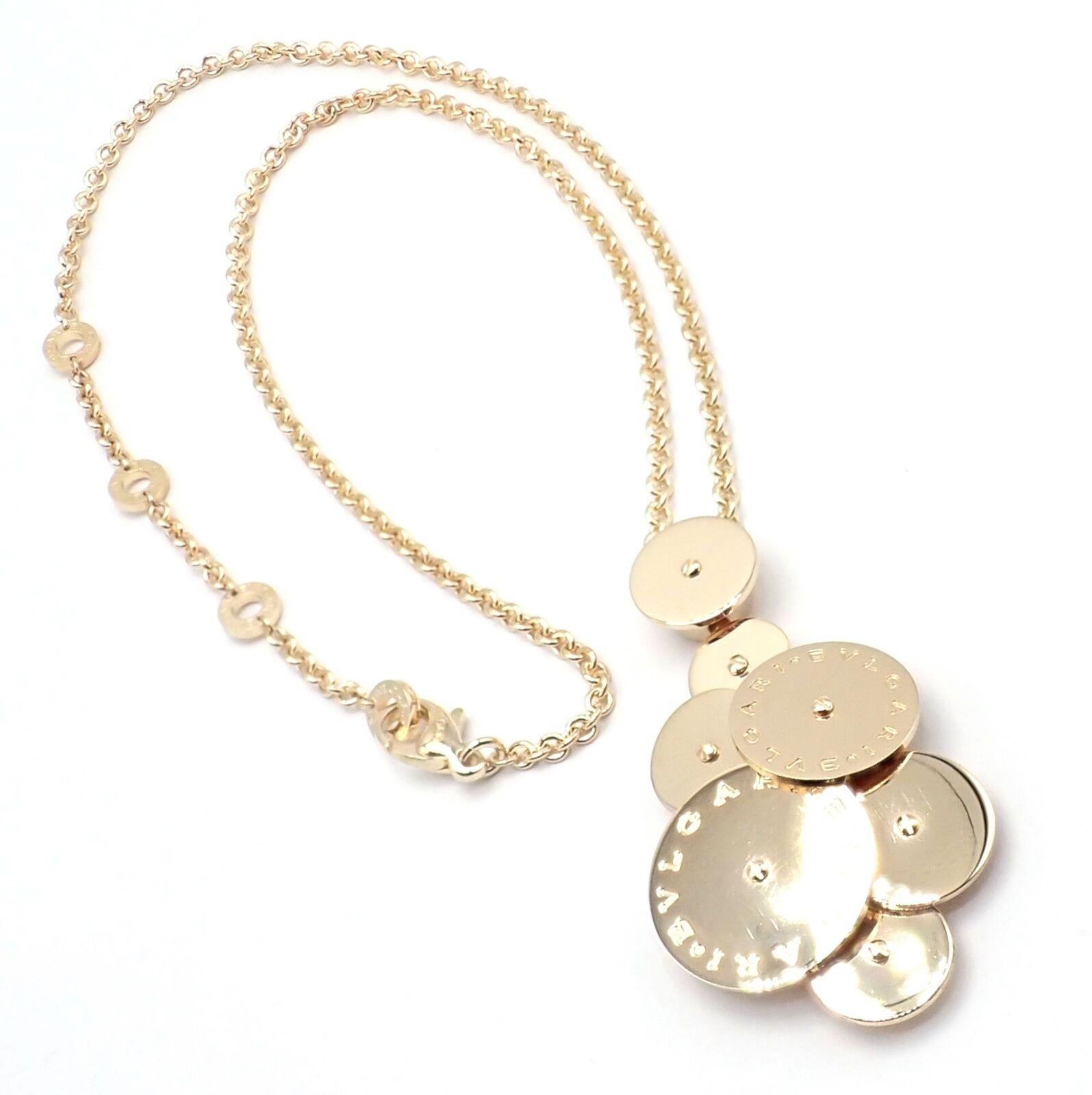 Bulgari Bvlgari Collier à maillons en or jaune avec large pendentif Cicladi en vente 1