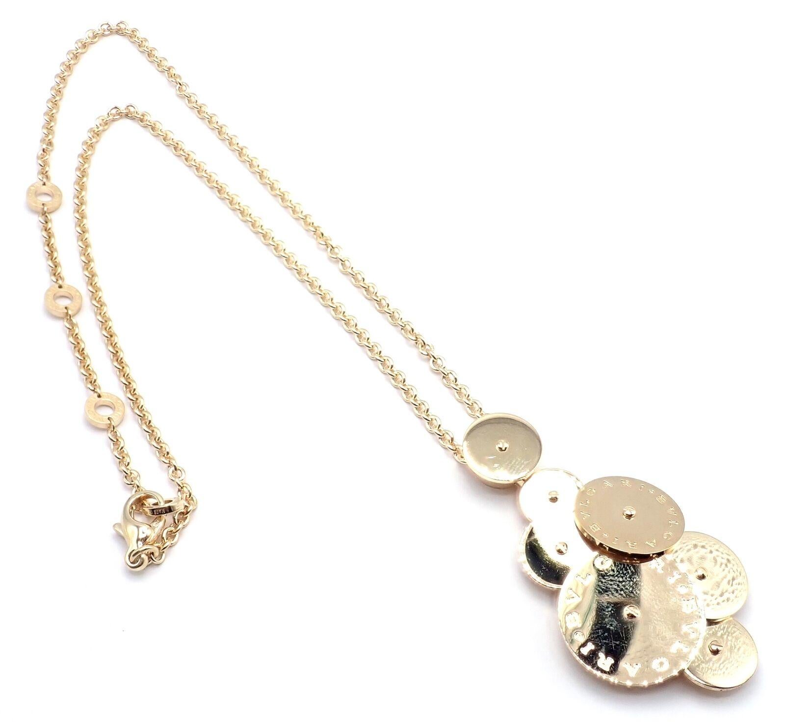 Bulgari Bvlgari Collier à maillons en or jaune avec large pendentif Cicladi en vente 5