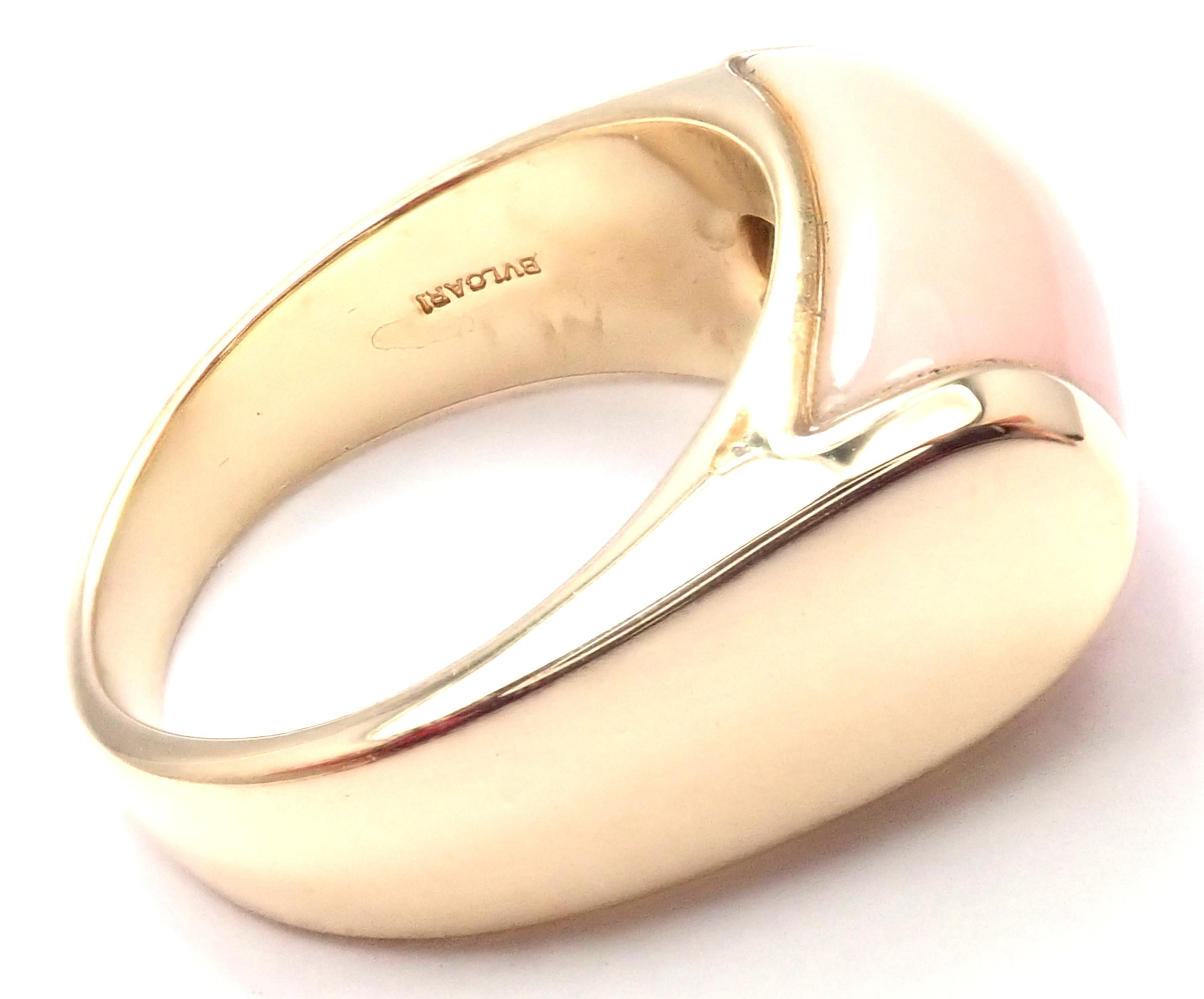 18k Gelbgold Koralle Tronchetto Ring von Bulgari.
Mit 1x Koralle in der Größe 9mm x 13mm
Ringgröße: 5
Gewicht: 8,7 Gramm
Punzierungen: Bulgari 750
*Kostenloser Versand innerhalb der Vereinigten Staaten*
IHR PREIS: $2.700
T2665nmd