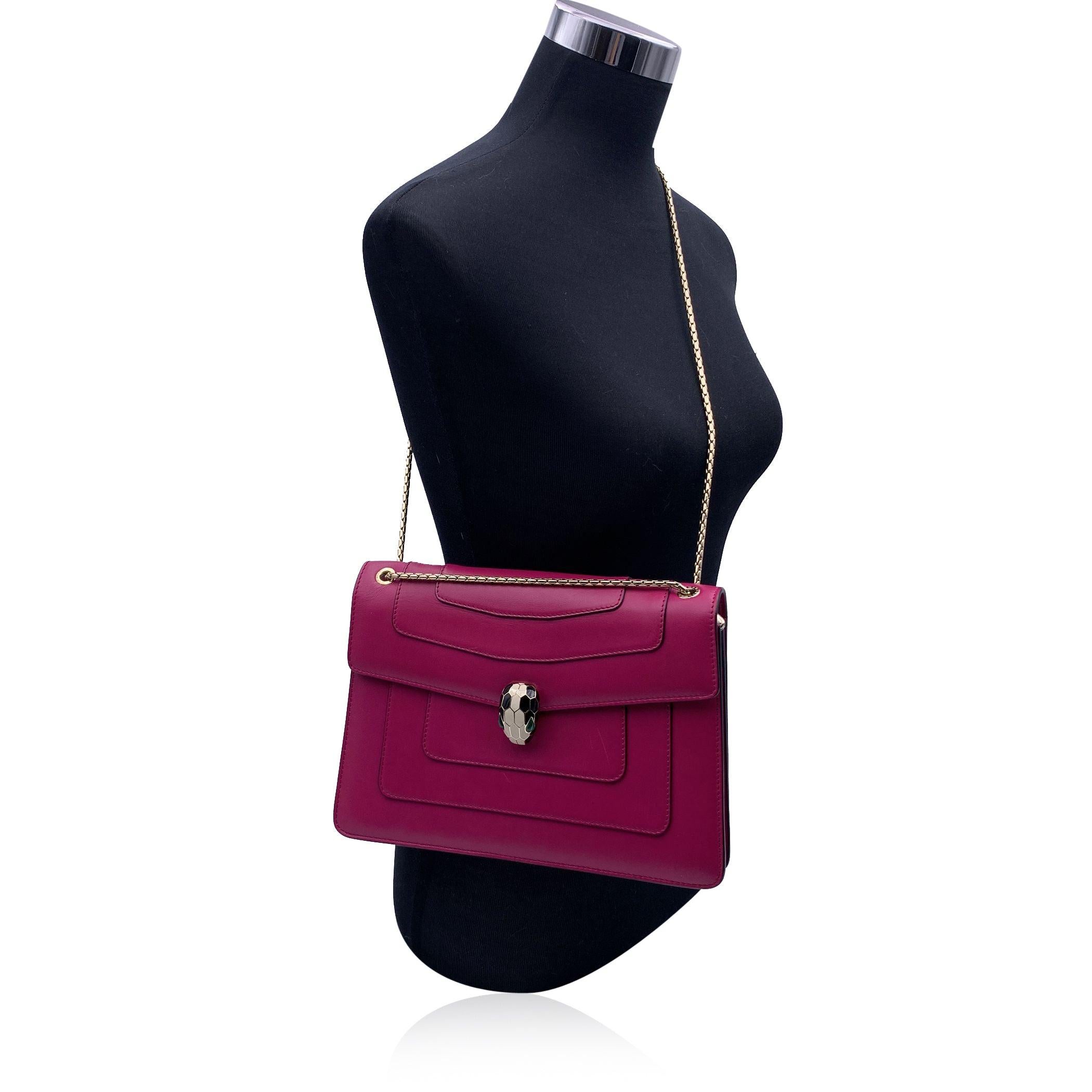 Bulgari Bvlgari Pink Leather Medium Serpenti Forever Shoulder Bag In Excellent Condition In Rome, Rome