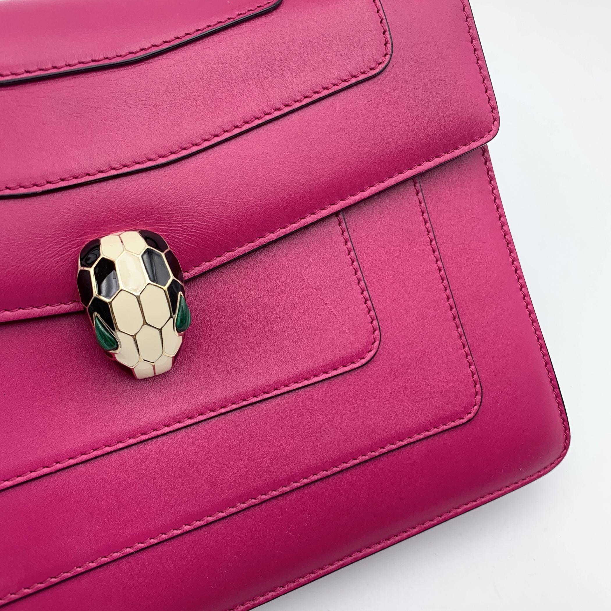 Women's Bulgari Bvlgari Pink Leather Medium Serpenti Forever Shoulder Bag