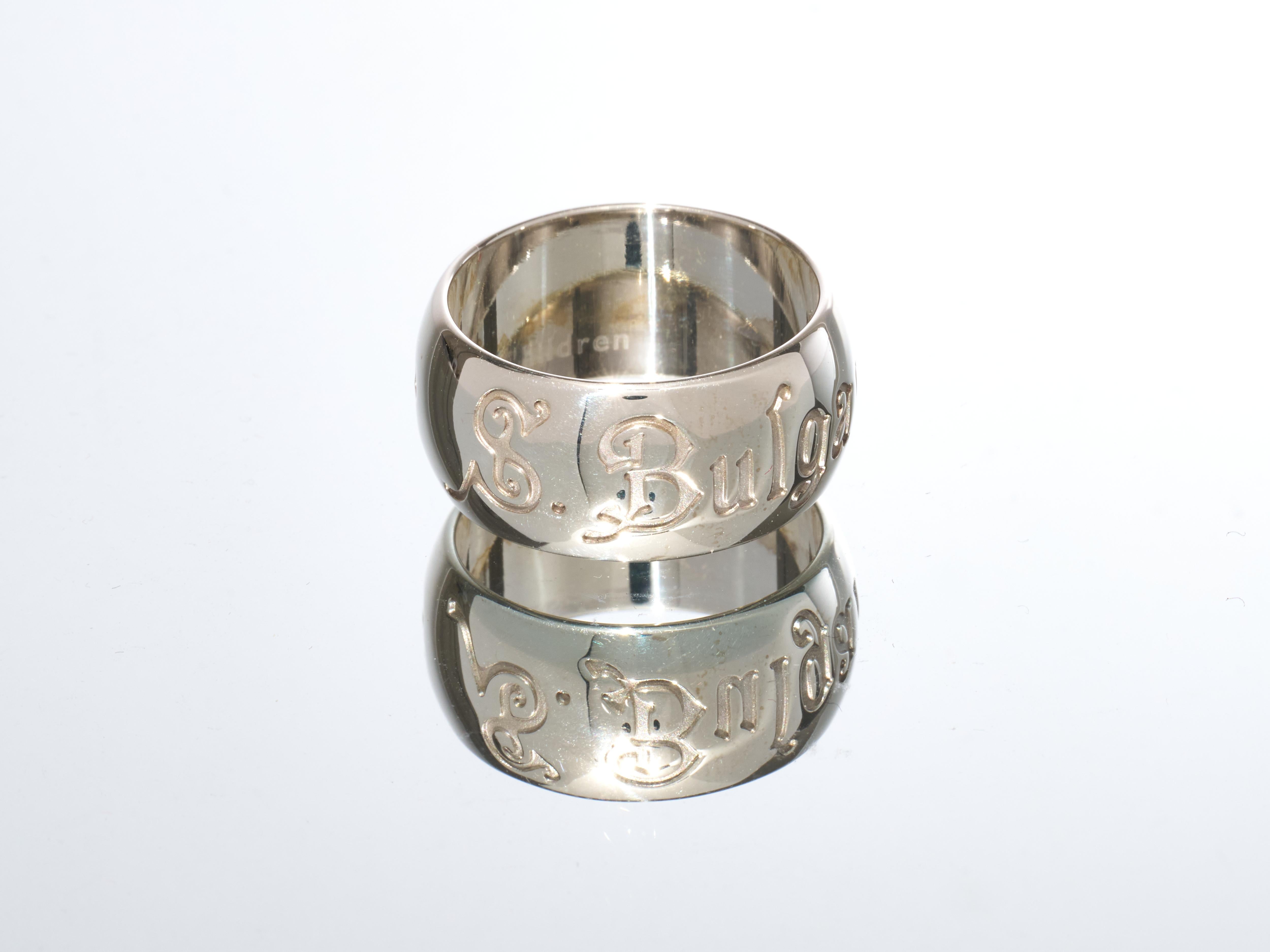 Fork In Time is proud to offer on the 1st Dibs marketplace:

Bulgari Bvlgari  

Save The Children Ring 
925 Sterling Silver 

Size 
UK O
EU 55 
USA 7

Inner Diameter 17.5mm

Band Width Approx 10mm



RRP £520

Excellent Condition
Weight 9.3