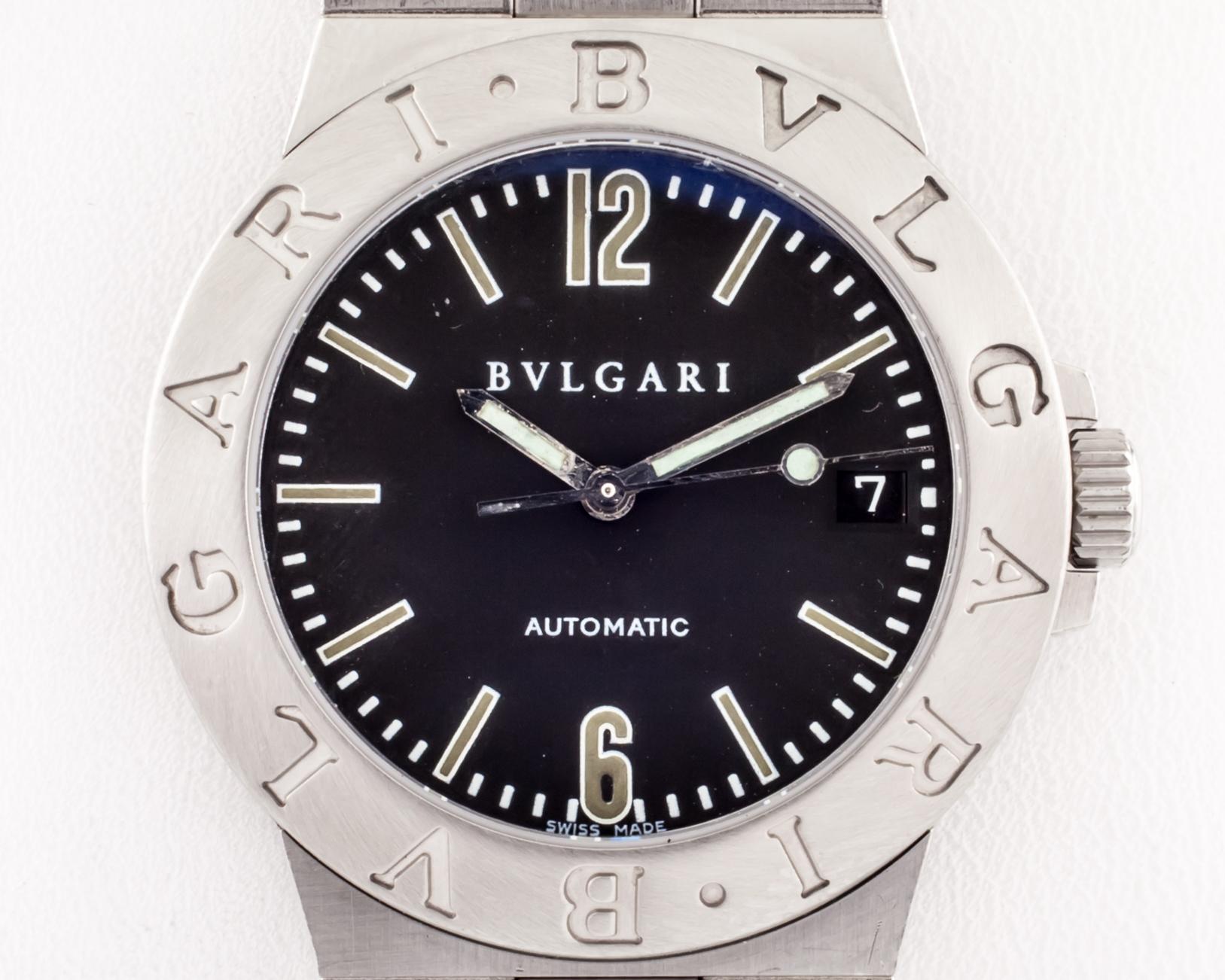 Bulgari Bvlgari Stainless Steel Men's Diagono Automatic Watch LCV 35 S
Model: Stainless Steel Diagono
Model #LCV 35 S
Movement #270MBBA ETA
Stainless Steel Bulgari Case
35 mm in Diameter (38 mm w Crown)
Lug-to-Lug Distance = 41 mm
Lug-to-Lug Width =