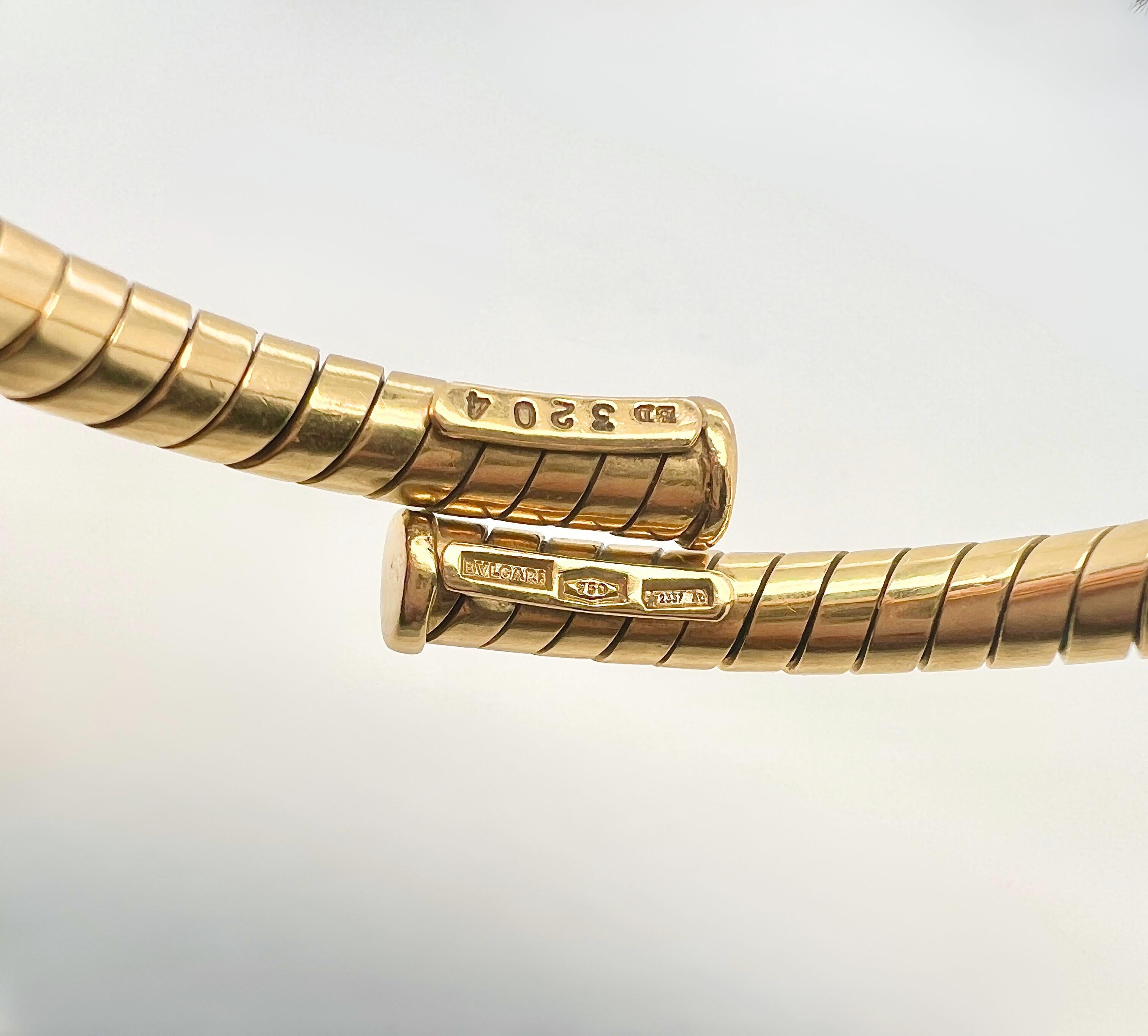 Bulgari Bvlgari Tubogas 18k Yellow Gold Flexible 1980 Bangle Bracelet In condizioni ottime in vendita a New York, NY