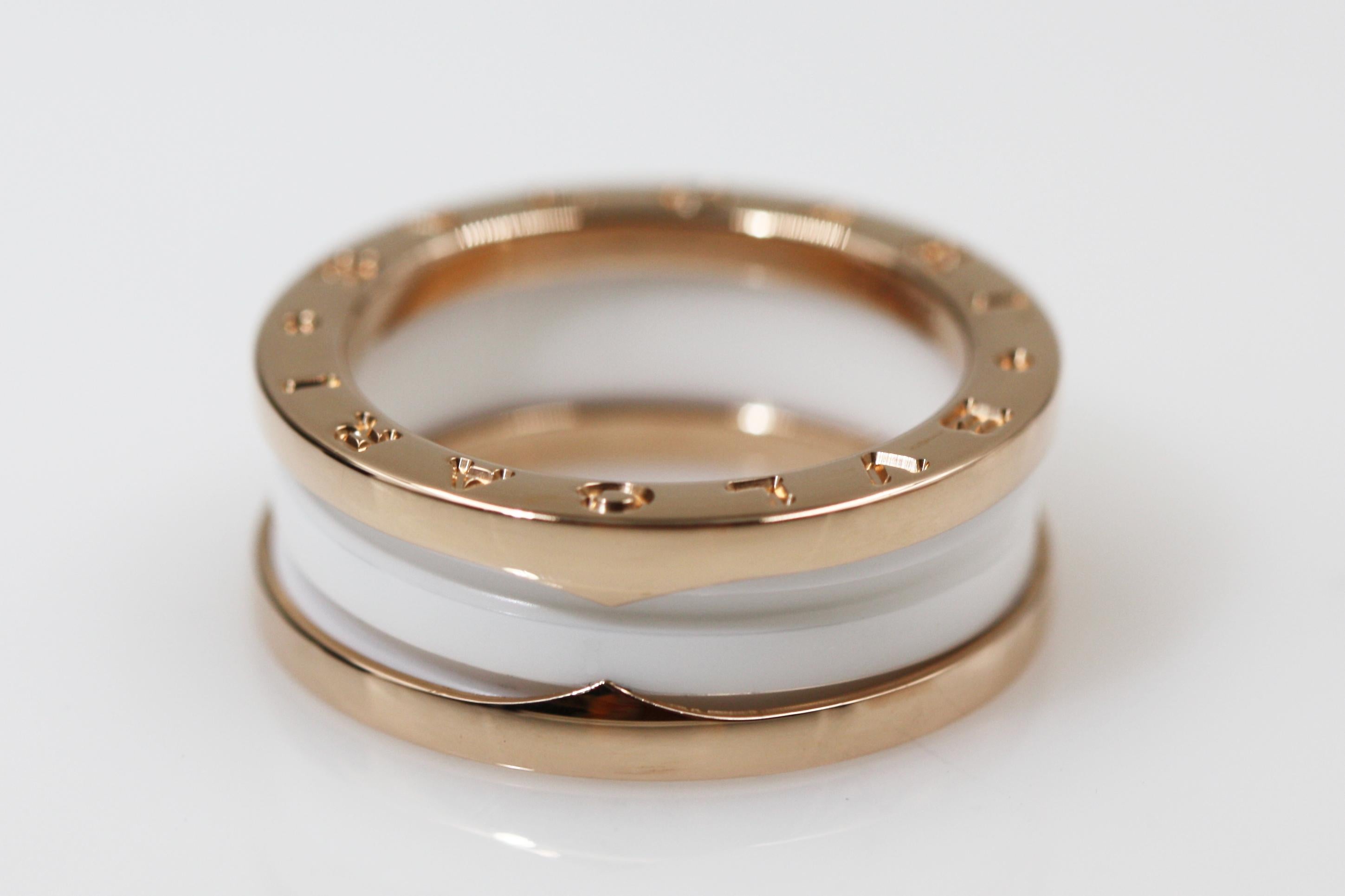 B.Zero 1
REF: AN855564
A beautiful B.zero 1 two-band ring with two 18 kt rose gold loops and a white ceramic spiral.

Item will come with box and certificate.
Size: EU 55 US 7.25
Stock#: BLG185