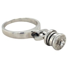 Bulgari, B.zero1 Bague breloque en or blanc 18 carats et diamants