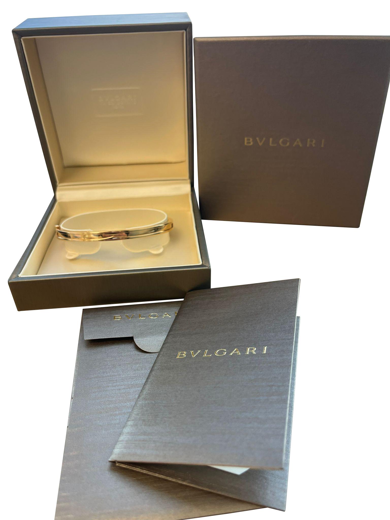 Bulgari B.Zero1 Bracelet 18K Rose Gold Bangle In New Condition For Sale In Aventura, FL