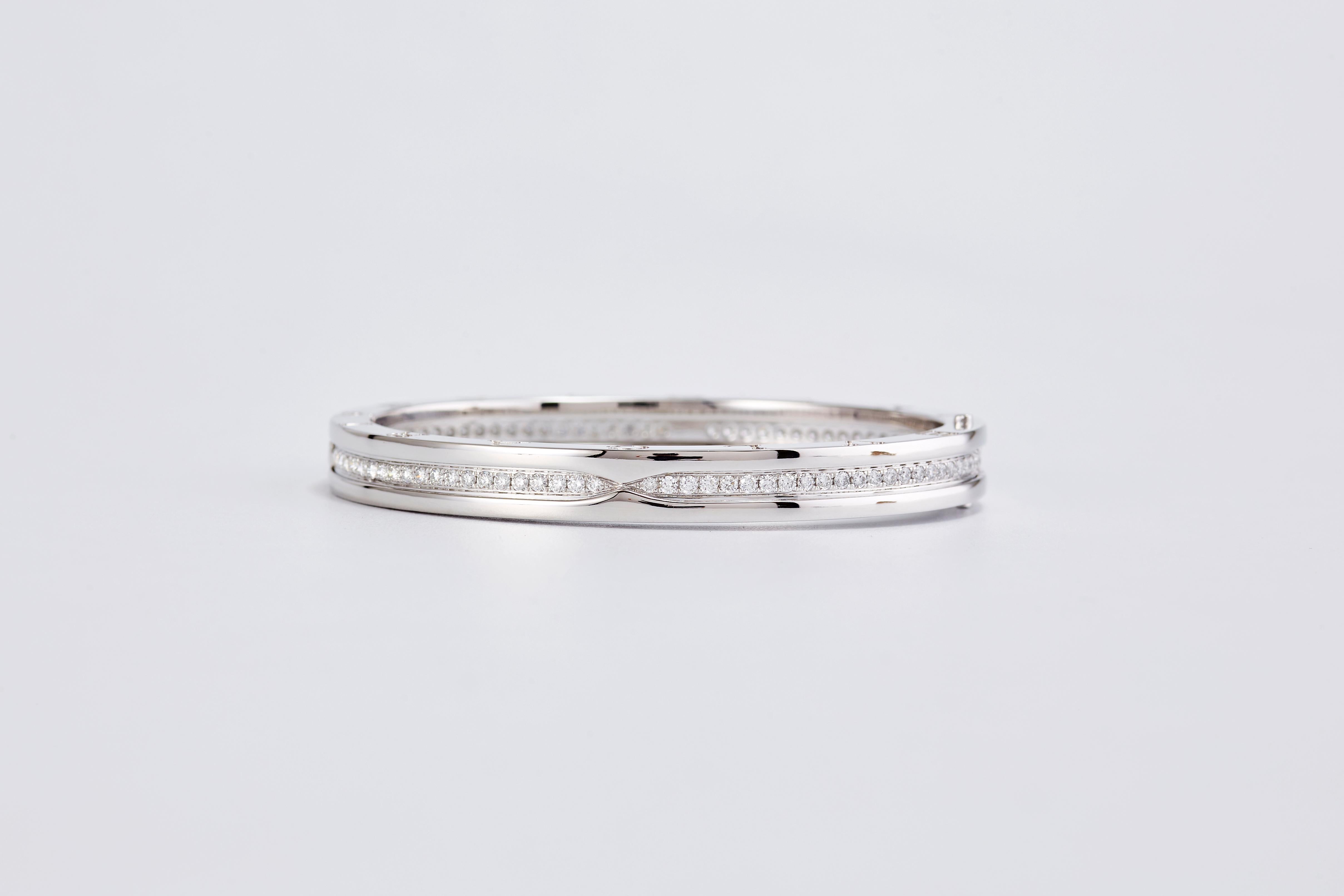 Bulgari B.zero1 Diamond White Gold Bracelet

This fabulous bangle from Bulgari's iconic B.zero1 collection is crafted in 18k white gold, engraved with the Bvlgari logo on both sides and pave-set with sparkling brilliant-cut round F-G VVS2-VS1