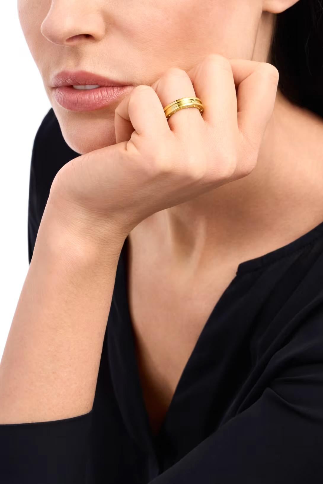 Bulgari B.zero1, bague à un anneau en or jaune massif 18 carats, taille 54 Excellent état - En vente à Aventura, FL