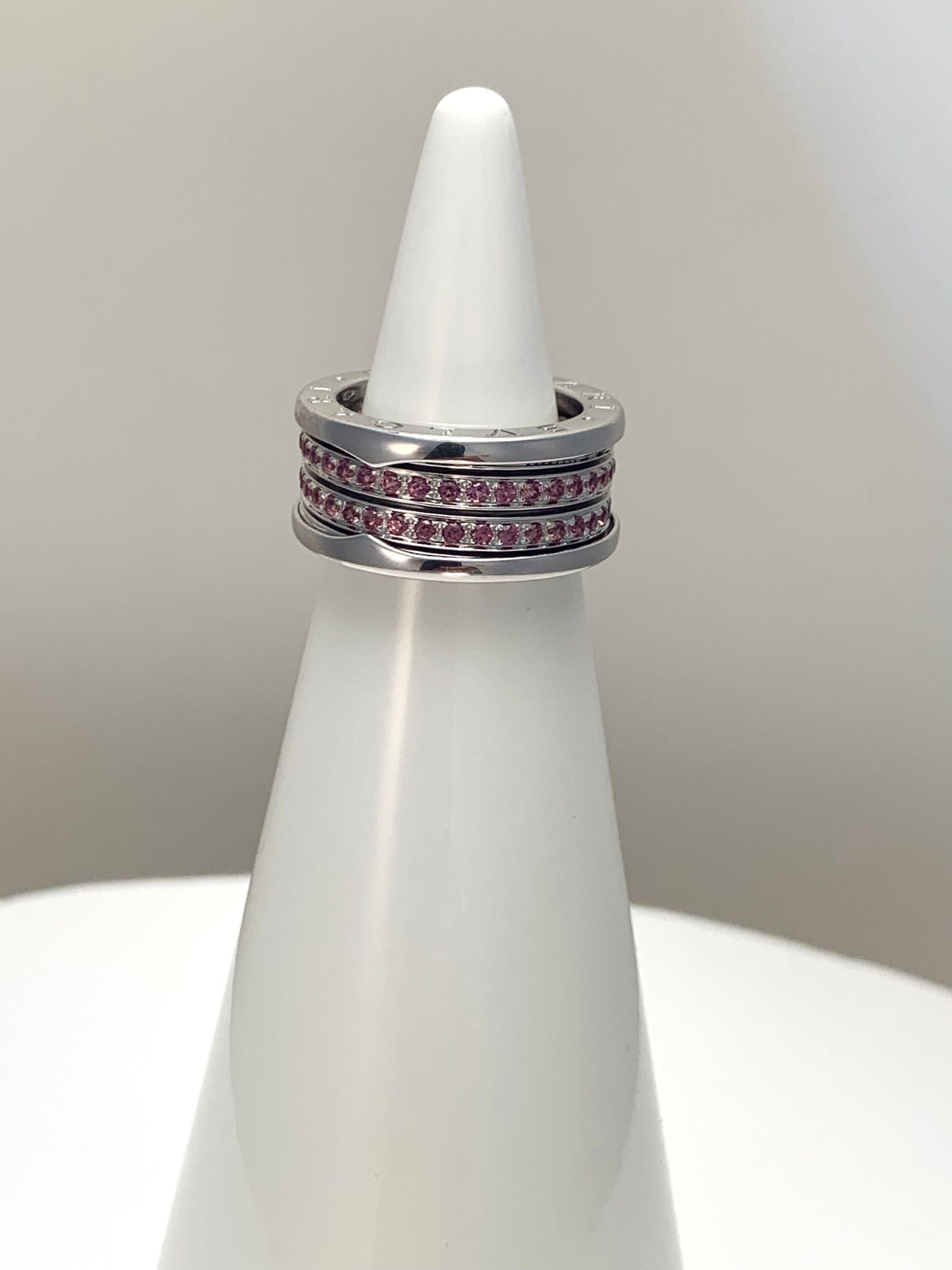 Bulgari B.Zero1 Rhodolith Ring aus Weißgold im Angebot 3