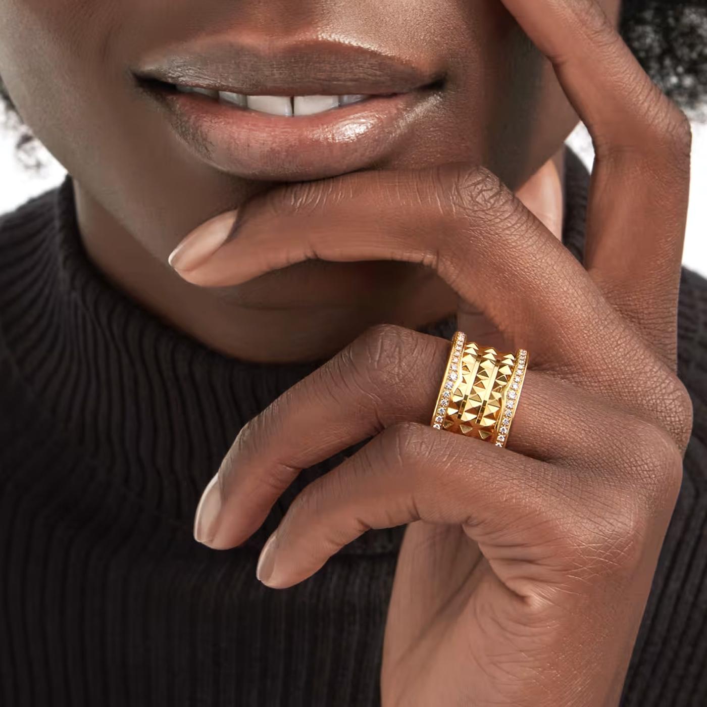 Bulgari B.zero1 Rock Four-Band Studded Spiral With Pave Diamonds Ring 18K Yellow in vendita 1