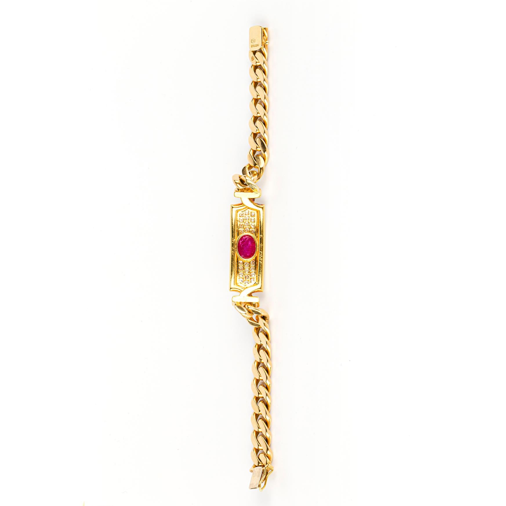 Bulgari Cabochon Ruby and Diamond Link Bracelet In Excellent Condition For Sale In New York, NY