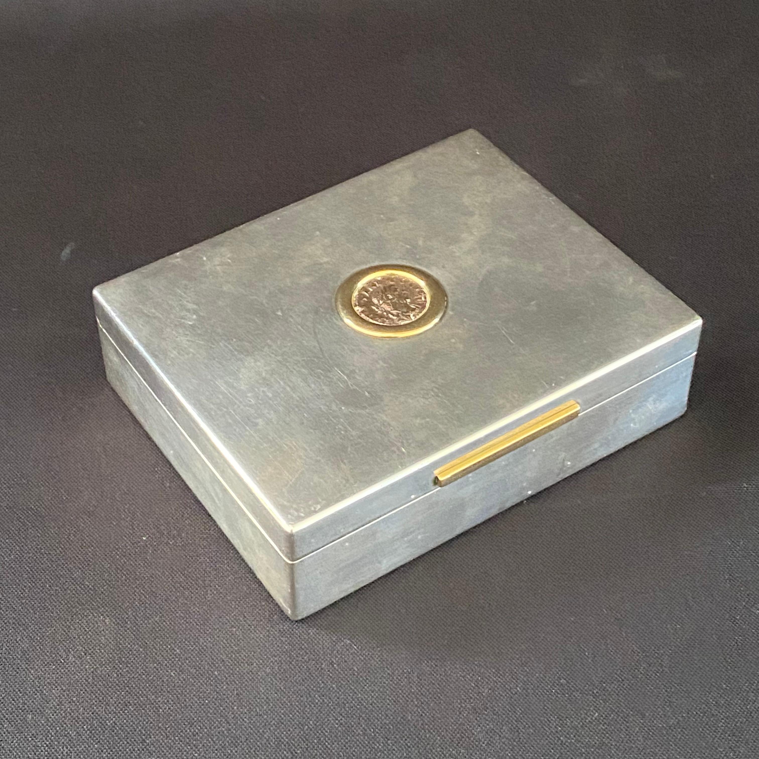 Coffret Bulgari en argent sterling et encadrements en or 18 carats avec pièce de monnaie romaine, Italie, années 1970 Bon état - En vente à Trieste, IT