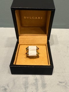 Bulgari Chandra Collection 18 Karat Yellow Gold Ceramic tourmalines Ring Peridot