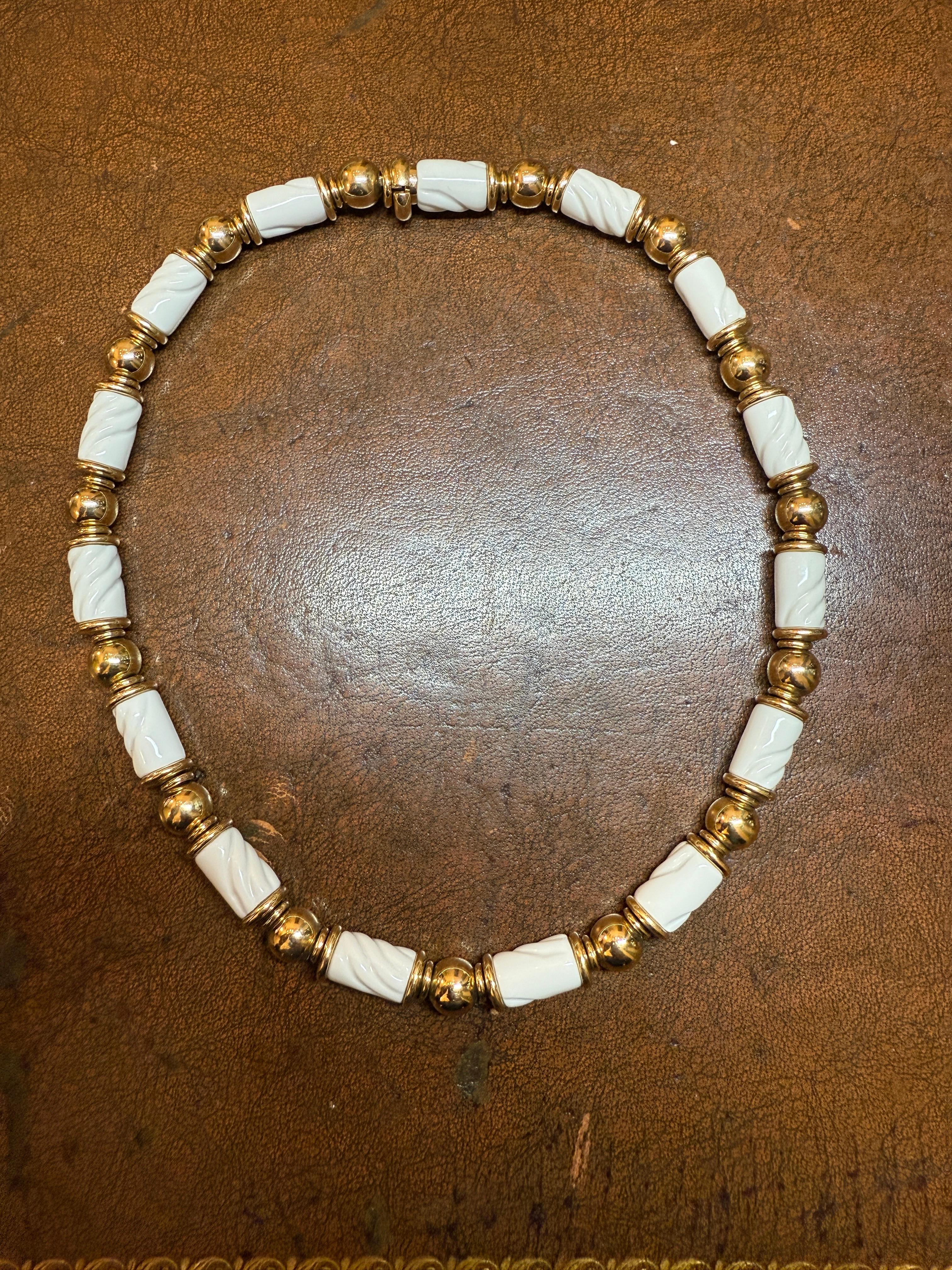 Bulgari Chandra Necklace In Excellent Condition In Milano, IT