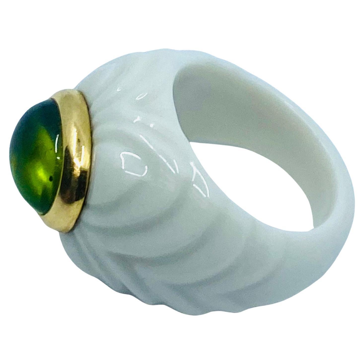 Bulgari Chandra Ring Porcelain Peridot Gold For Sale 1