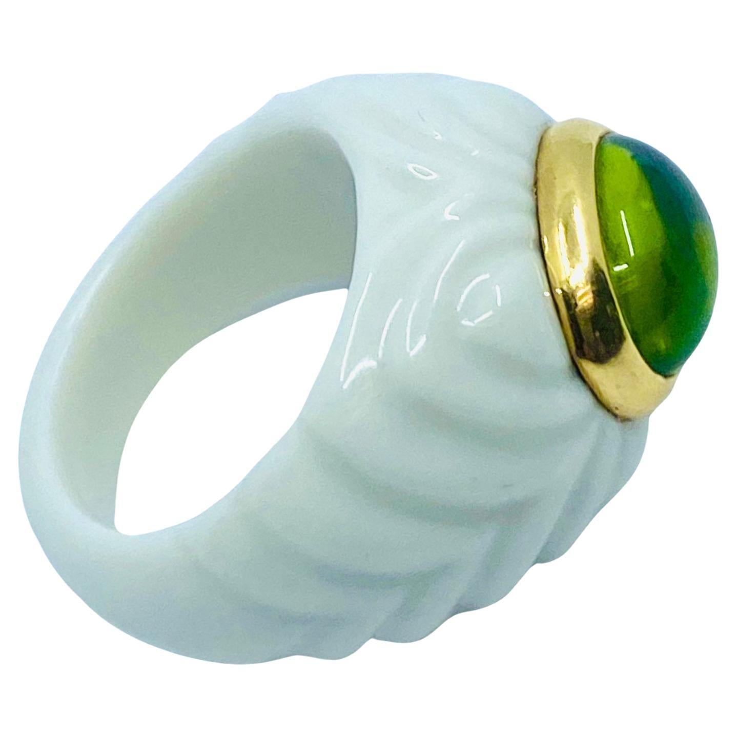 Bulgari Chandra Ring Porcelain Peridot Gold For Sale 2