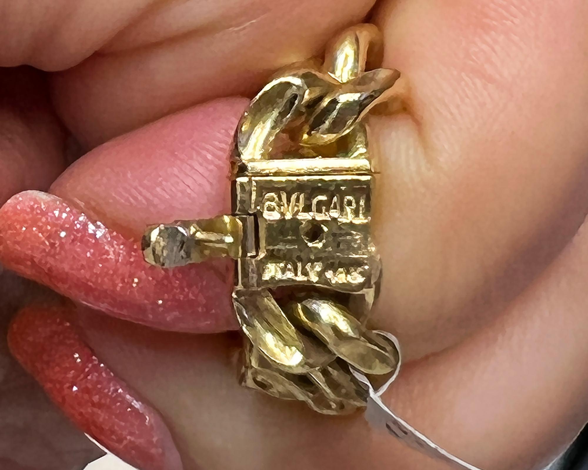 Bulgari Collier Monete en or jaune 18 carats, circa 1980 Pour femmes en vente