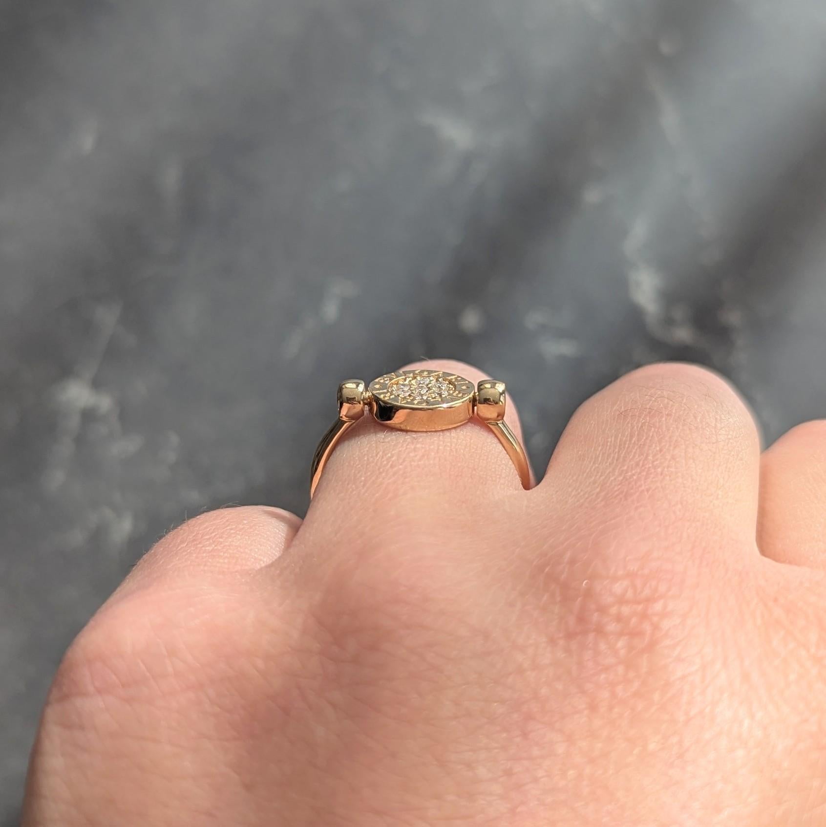 Bulgari Zeitgenössischer Diamant 18 Karat zweifarbig Gold Flip Signet Ring im Angebot 11