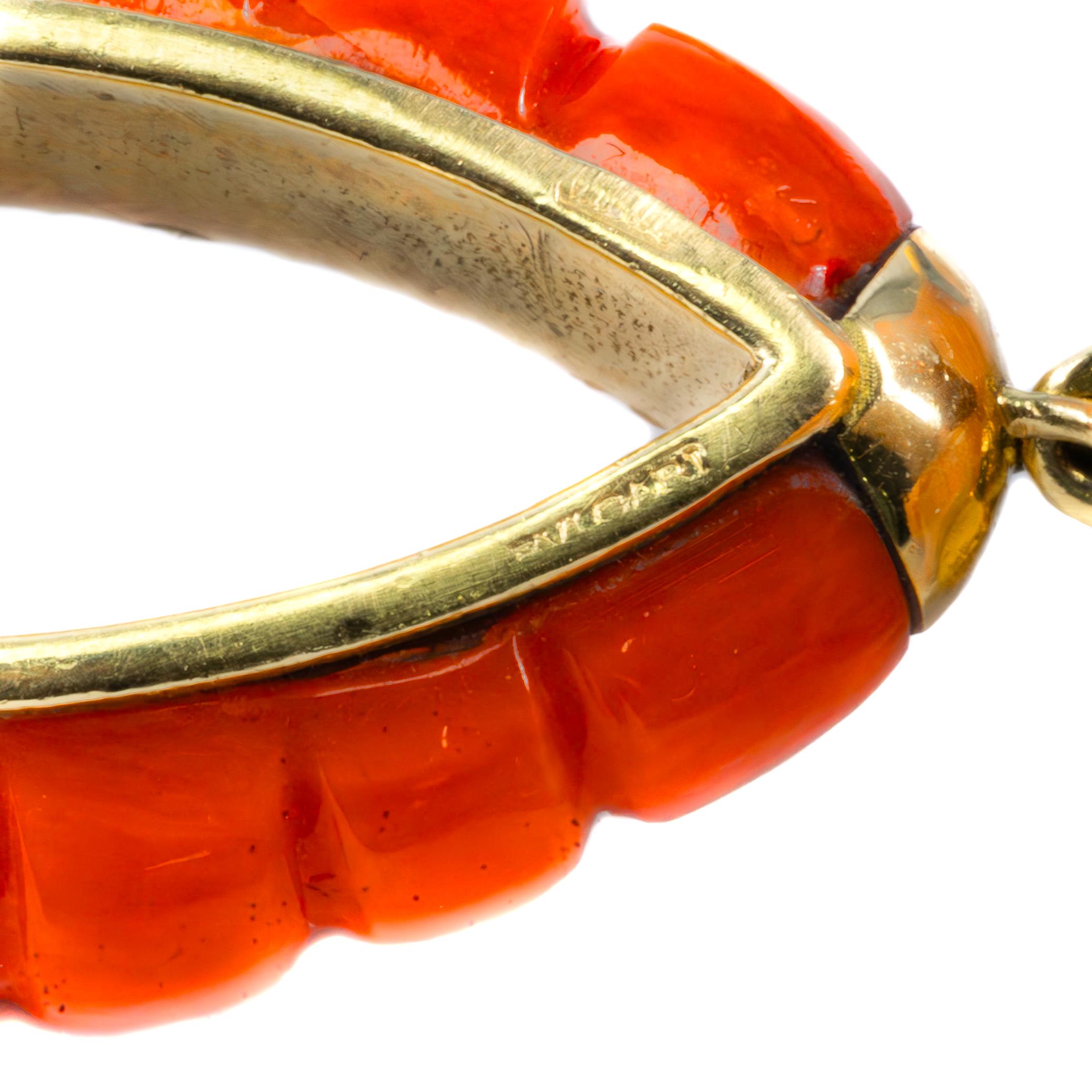 Donna Bulgari collana e orecchini in corallo e diamanti in vendita