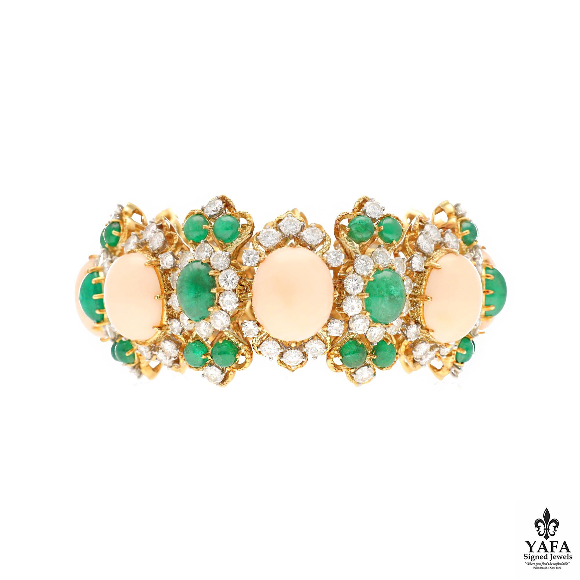 A glamorous 18k yellow gold and platinum Bulgari bracelet set with alternating oval-shaped cabochon coral and cabochon emeralds surrounded by round diamonds. Accompanied with CITES document.
Circa 1960s
Inner circumference approximately 6