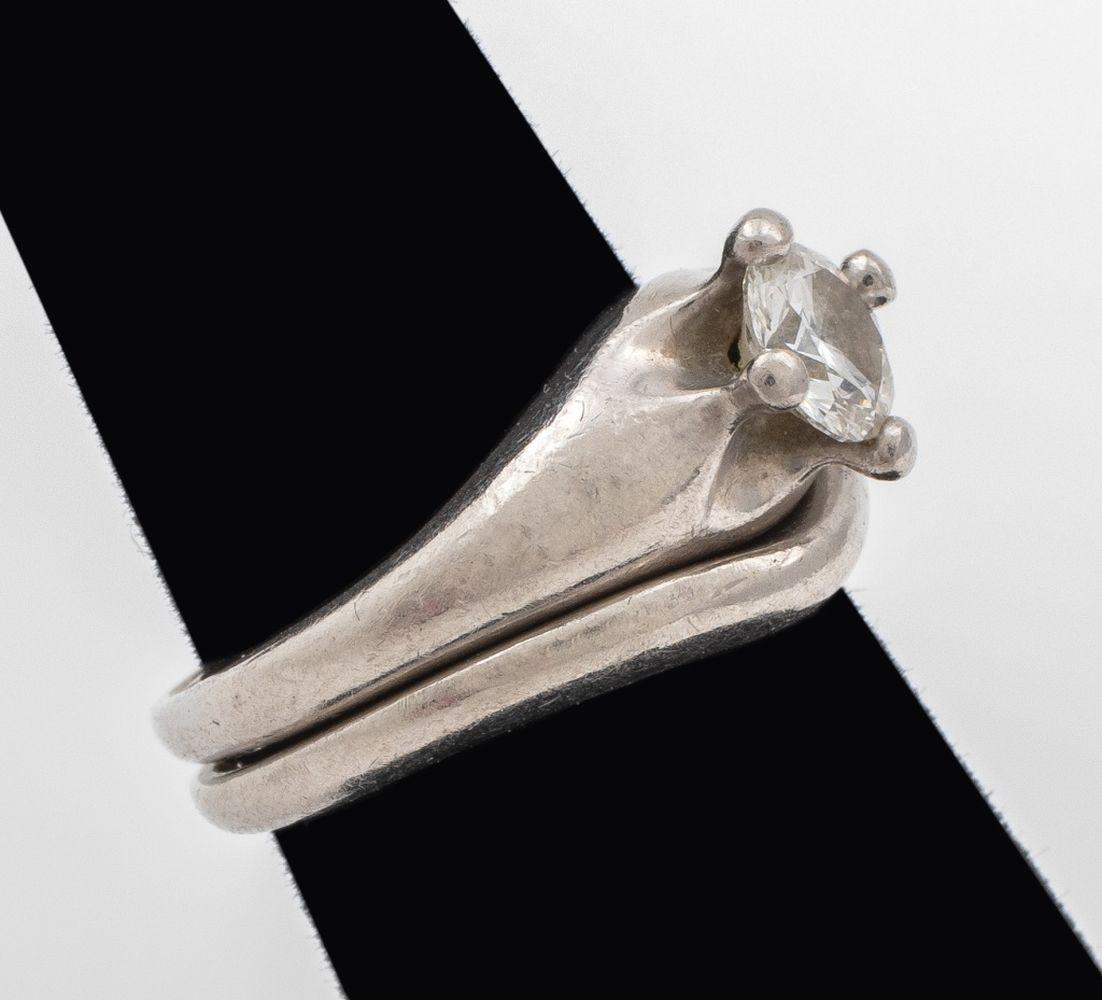 Bulgari Corona Diamond Platinum Wedding Ring Set Bon état - En vente à Queens, NY