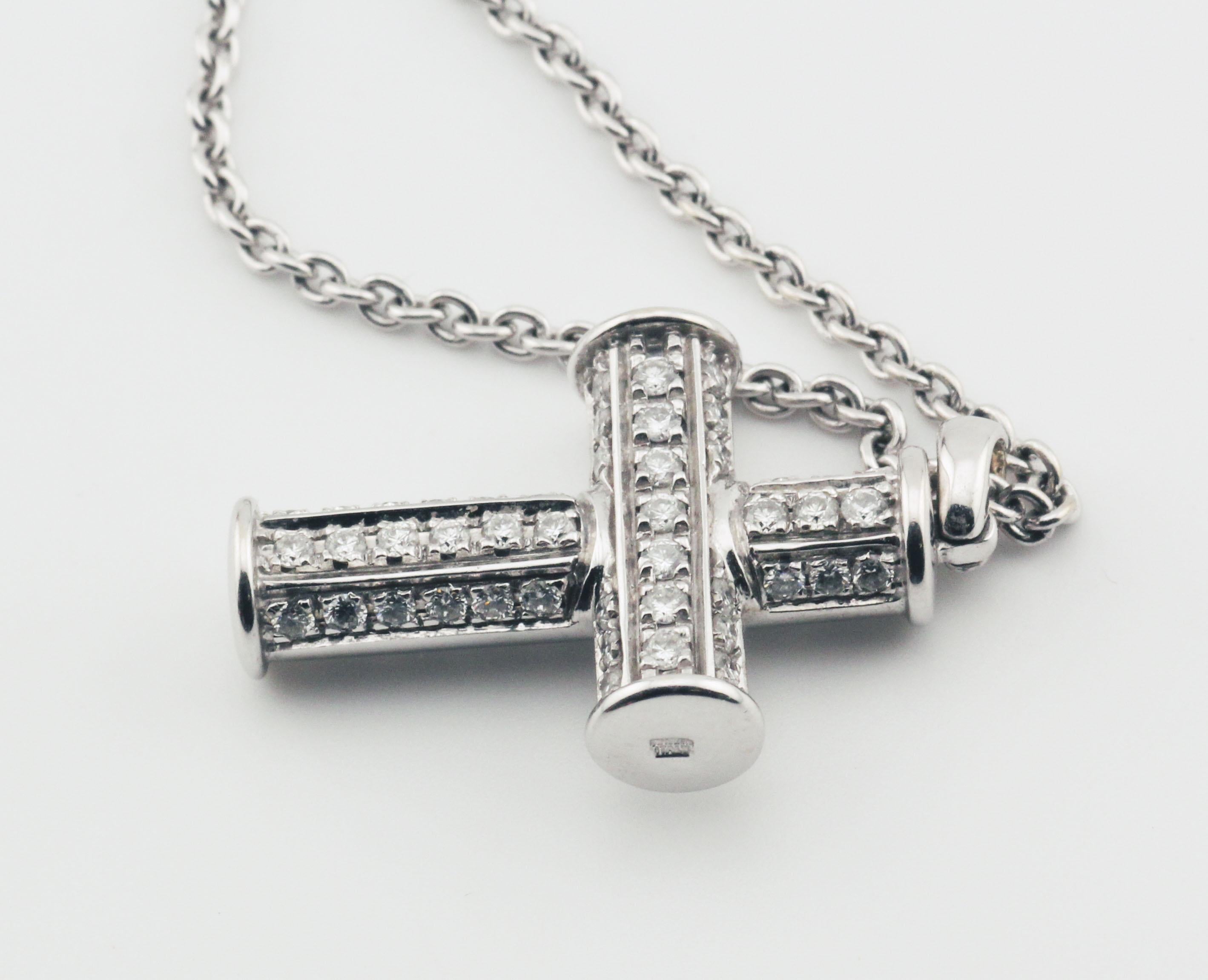 Bulgari Diamond 18k White Gold Cross Necklace For Sale 1