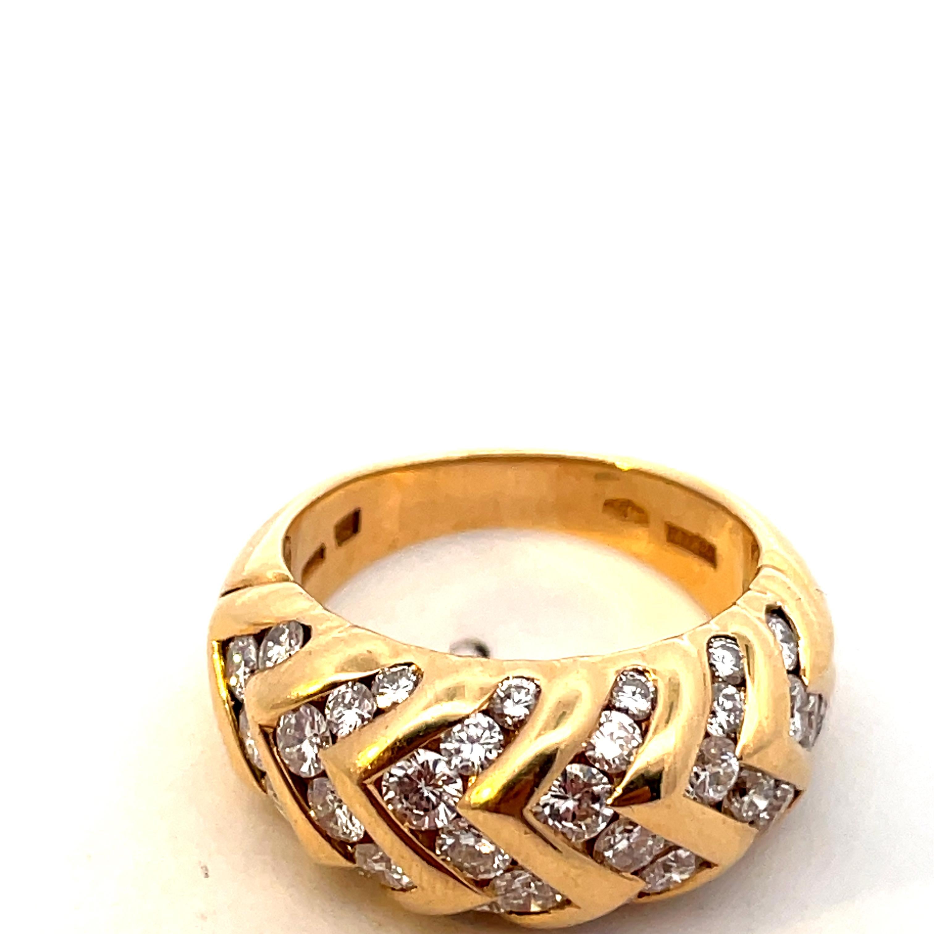 Round Cut Bulgari Diamond 18kt Gold Spike Ring  For Sale