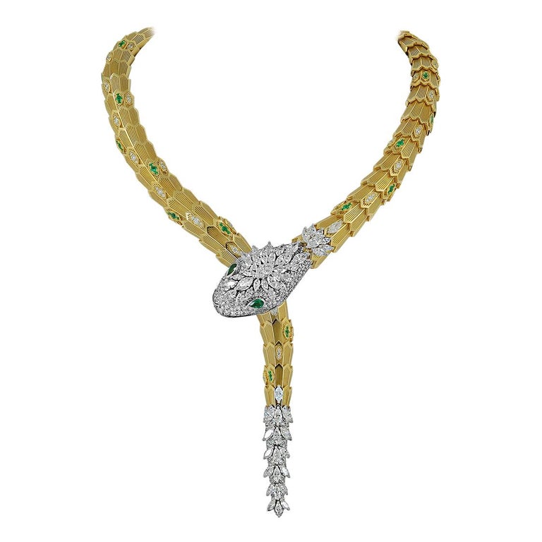 Bulgari Diamond and Emerald Eyes Serpenti Necklace at 1stDibs | bulgari  serpenti necklace emerald, bulgari serpenti necklace price, bulgari emerald  necklace