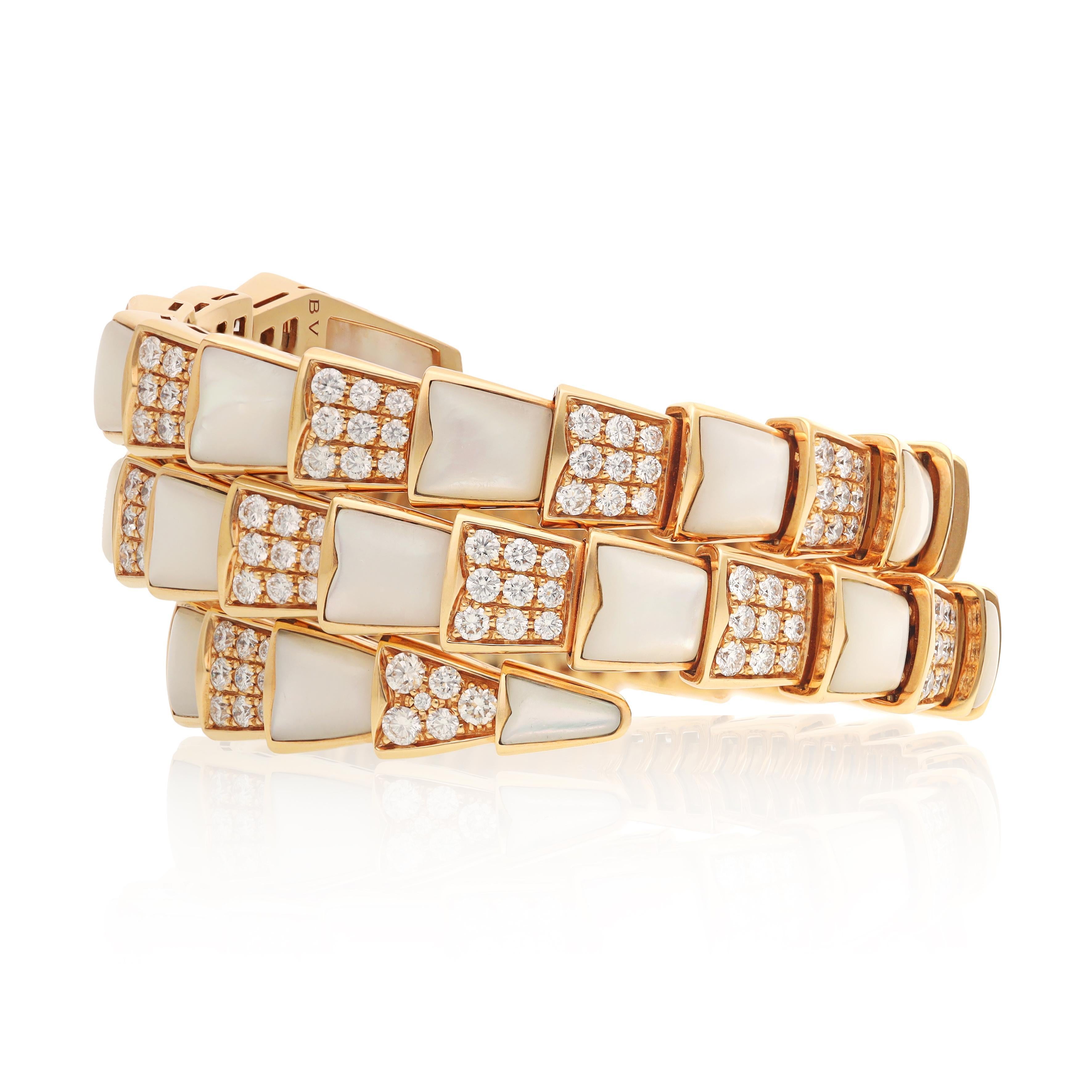BULGARI Diamond and Mother of Pearl Serpenti Viper Bracelet In Excellent Condition For Sale In New York, NY