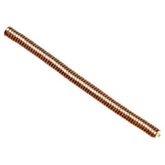 Bracelet Bulgari en diamant et émail rouge