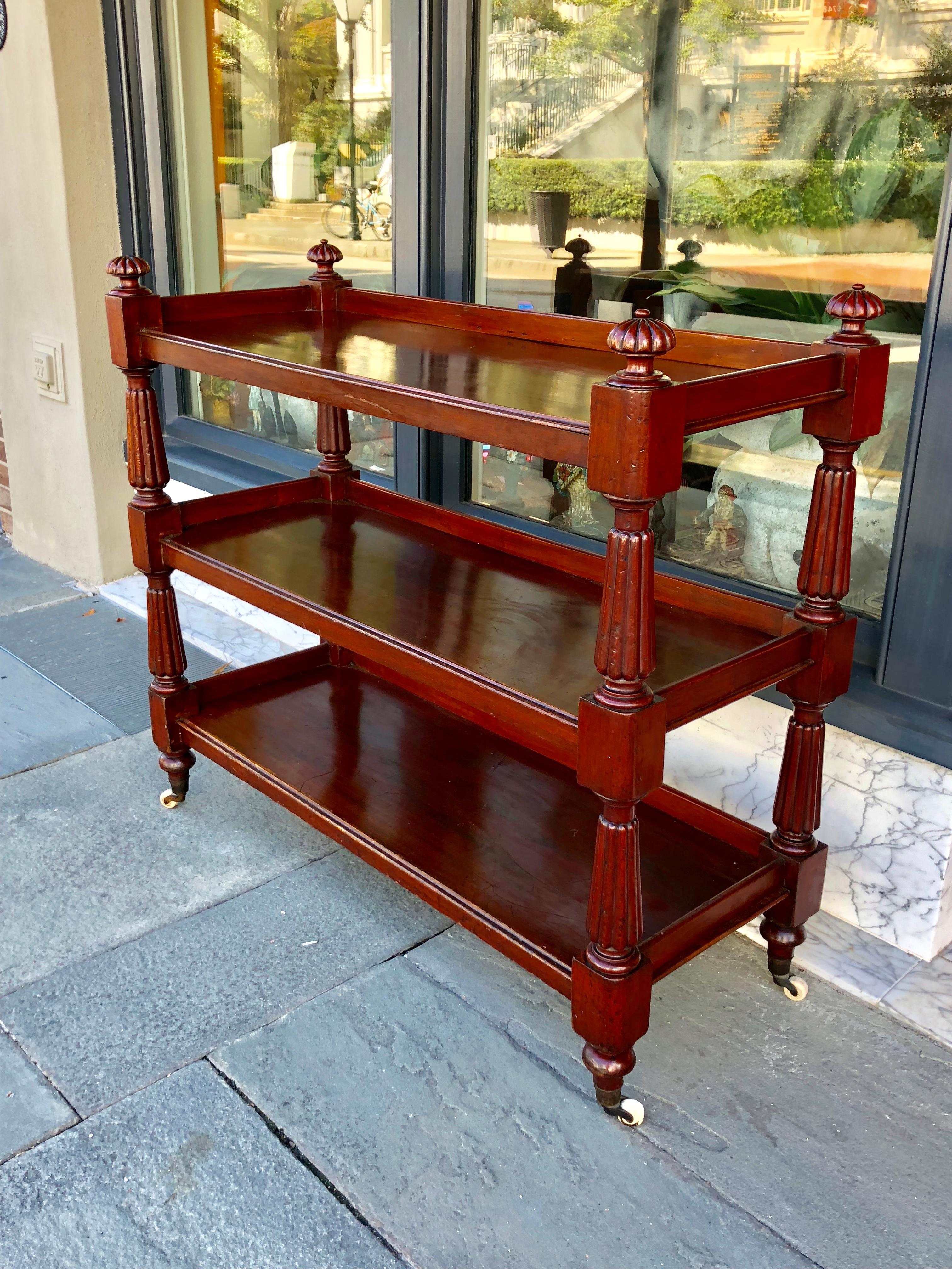English Mahogany Three-Tier Trolley on Casters, circa 1840 In Good Condition In Charleston, SC