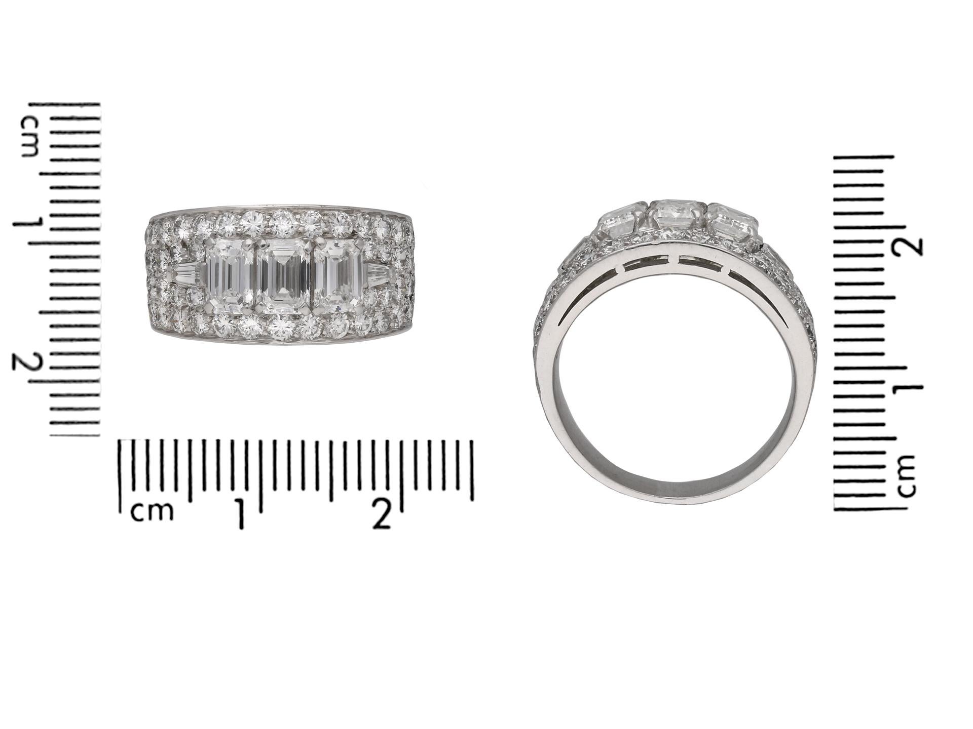 Women's or Men's Bulgari Diamond Cluster Ring, circa 1960 For Sale