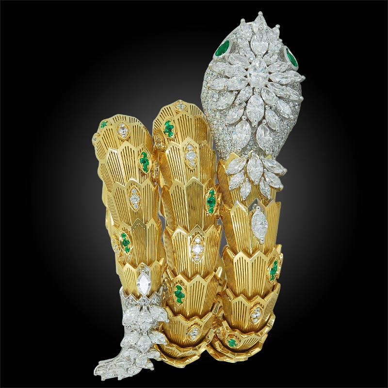 Taille Marquise Bulgari, bracelet Serpenti en or, diamants et émeraudes