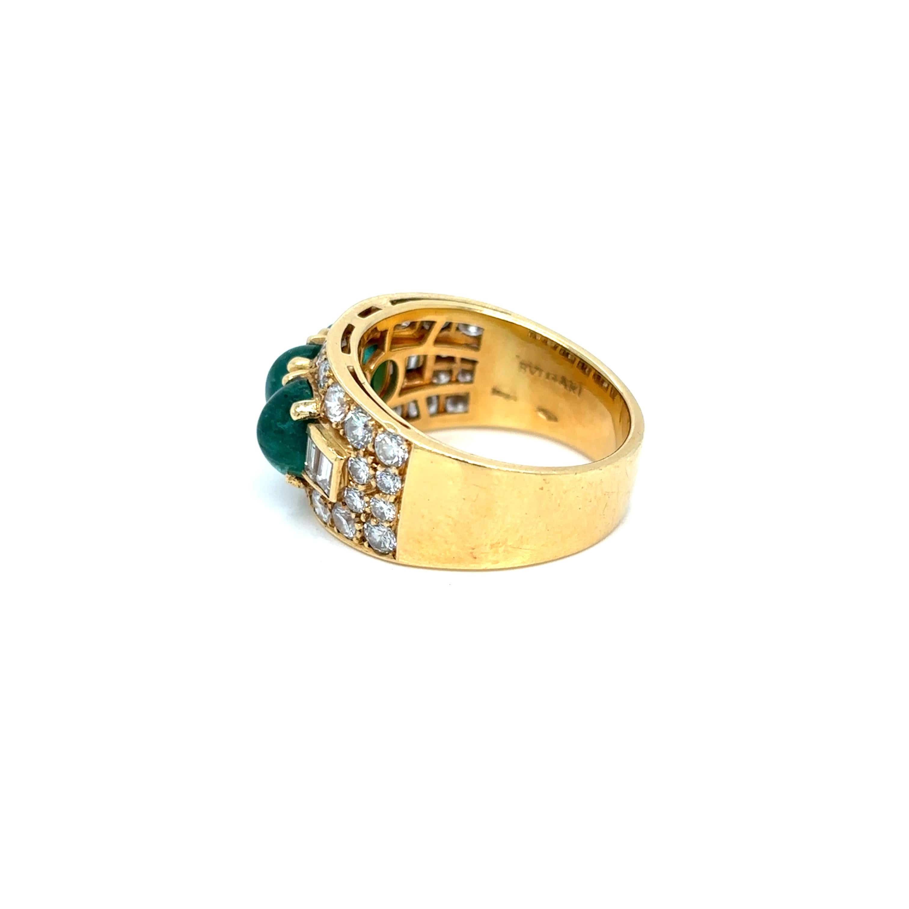 Bulgari Diamond Emerald Trombino Gold ring, CA. 1970s For Sale 1