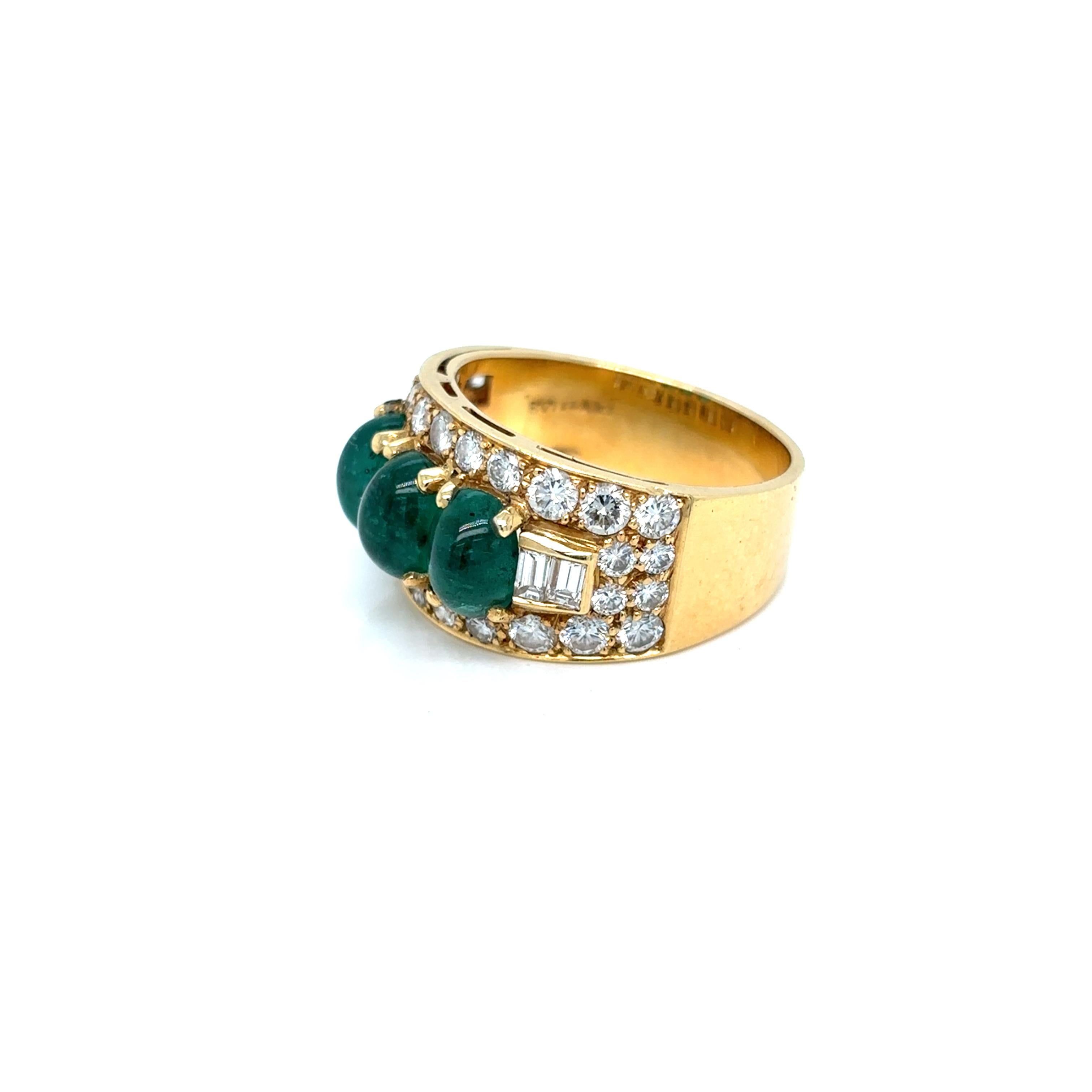 Bulgari Diamond Emerald Trombino Gold ring, CA. 1970s For Sale 2