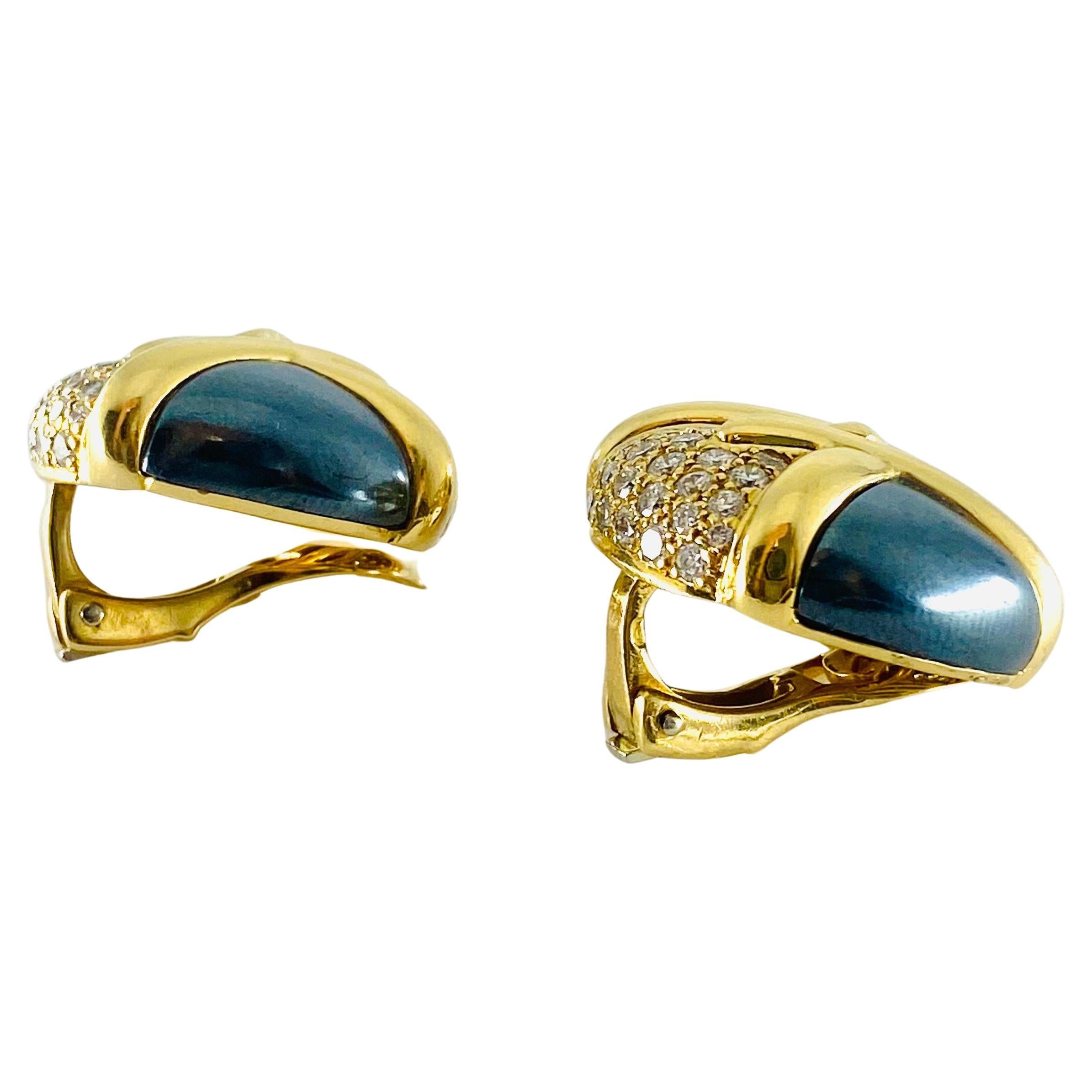  Bulgari Ohrringe aus 18 Karat Gold mit Diamanten und Hämatit  Damen im Angebot
