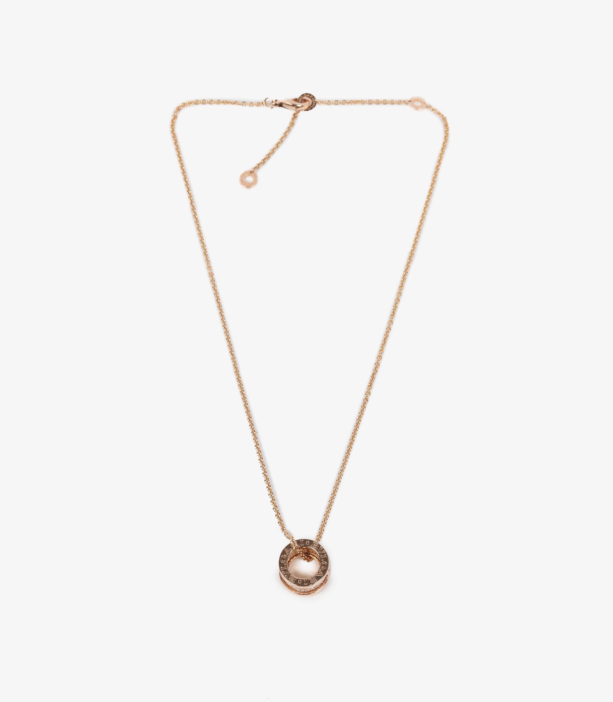 Collana Bulgari con pavé di diamanti in oro rosa 18 ct B.Zero1 In condizioni ottime in vendita a Bishop's Stortford, Hertfordshire