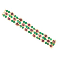 Bulgari, bracelet à trois rangs de diamants, rubis et émeraudes