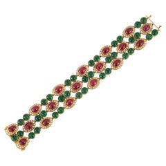 Bulgari Diamant-, Rubin- und Smaragd-Armband mit drei Strängen