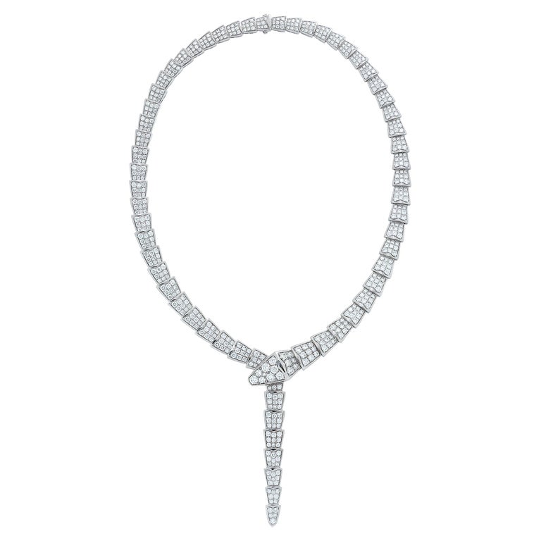 Bvlgari Diamond Serpenti Viper Necklace in 18k White Gold For Sale at  1stDibs