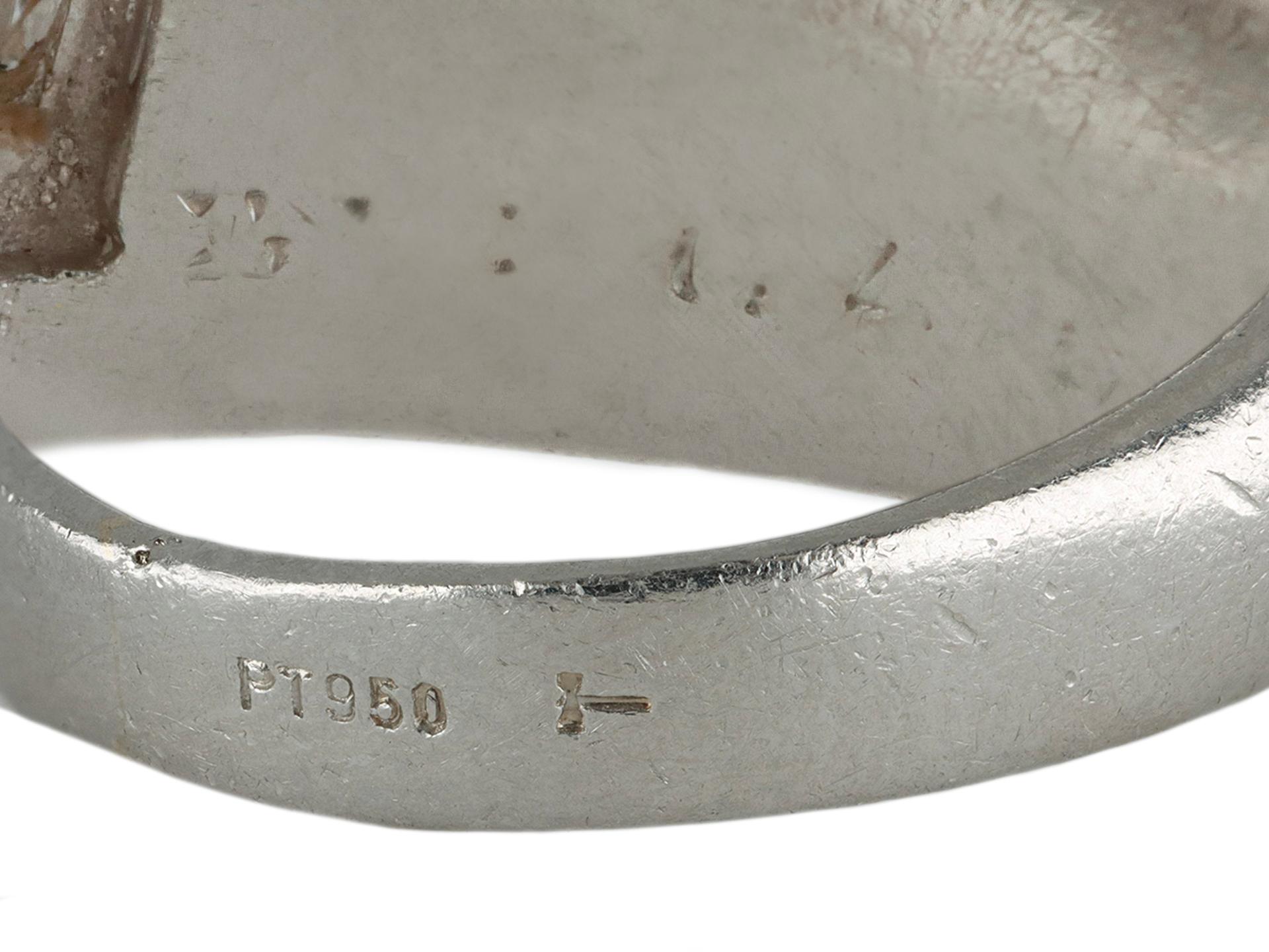 Women's Bulgari diamond Trombino ring. For Sale