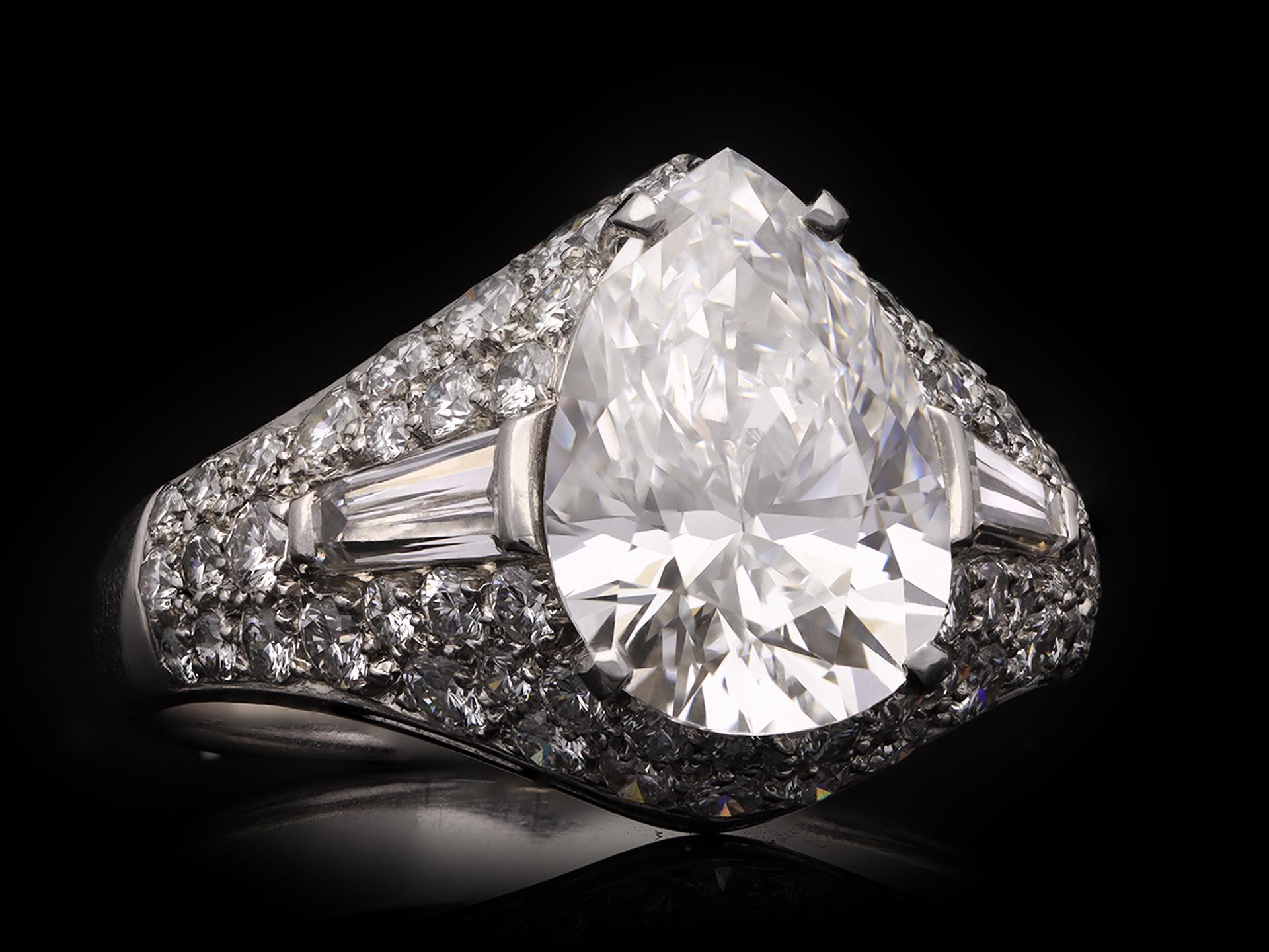 Pear Cut Bulgari Diamond Trombino Ring, Italian, circa 1963 For Sale