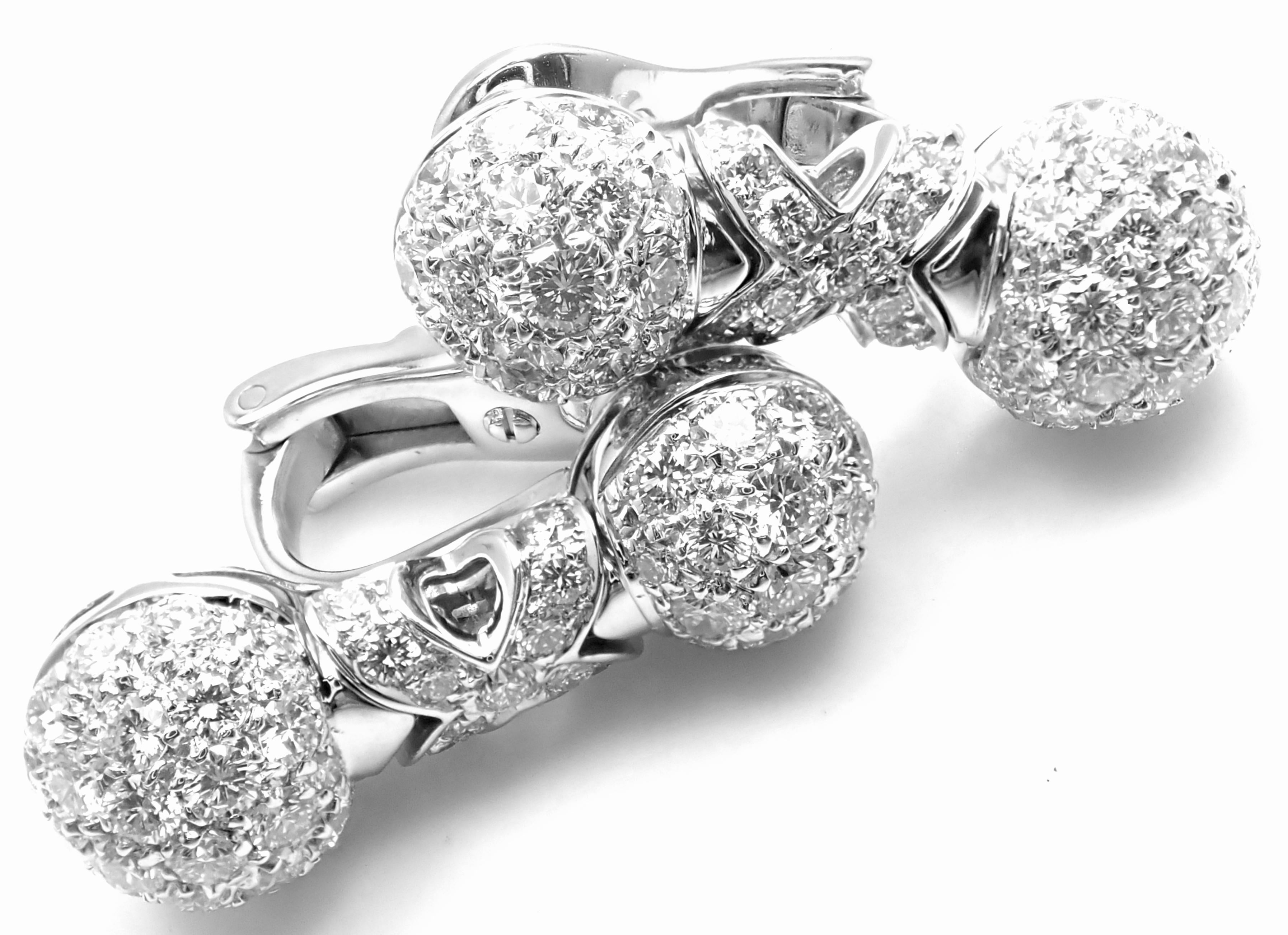 18k White Gold Diamond Earrings by Bulgari. 
With 106 round brilliant cut diamonds VS1 clarity G color total weight approx. 2.5ct
Details:
Measurements: 25mm x 10mm
Weight: 14.1 grams
Stamped Hallmarks: Bvlgari, 750, 2337AL, Made In Italy
*Free