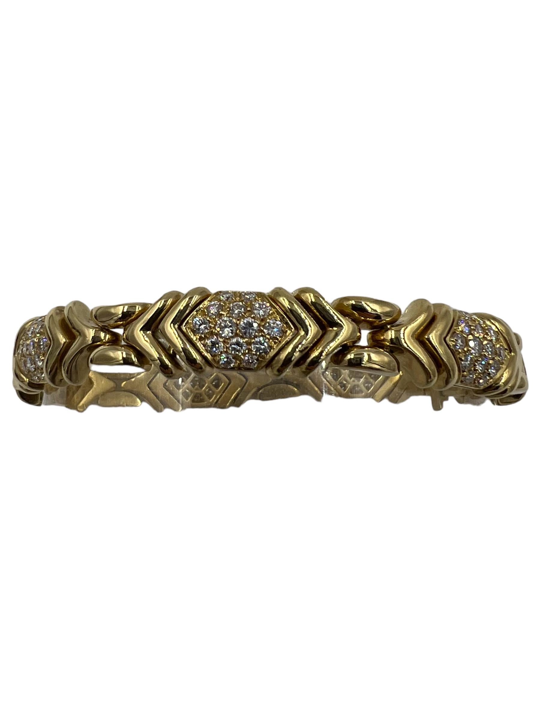 Taille ronde Bracelet Bulgari Parentesi en or jaune et diamants 7.75