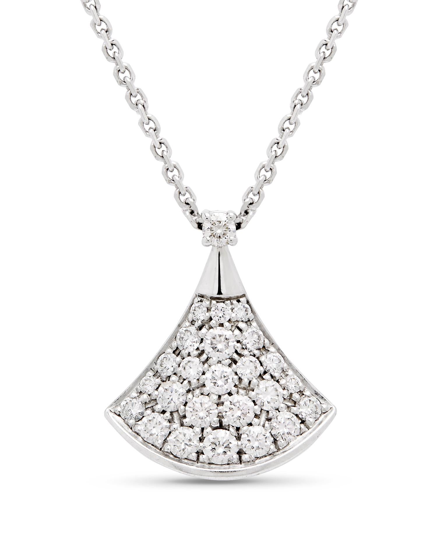 Contemporaneo Ciondolo con diamante Bulgari Diva Dream numero di modello 351099 in vendita